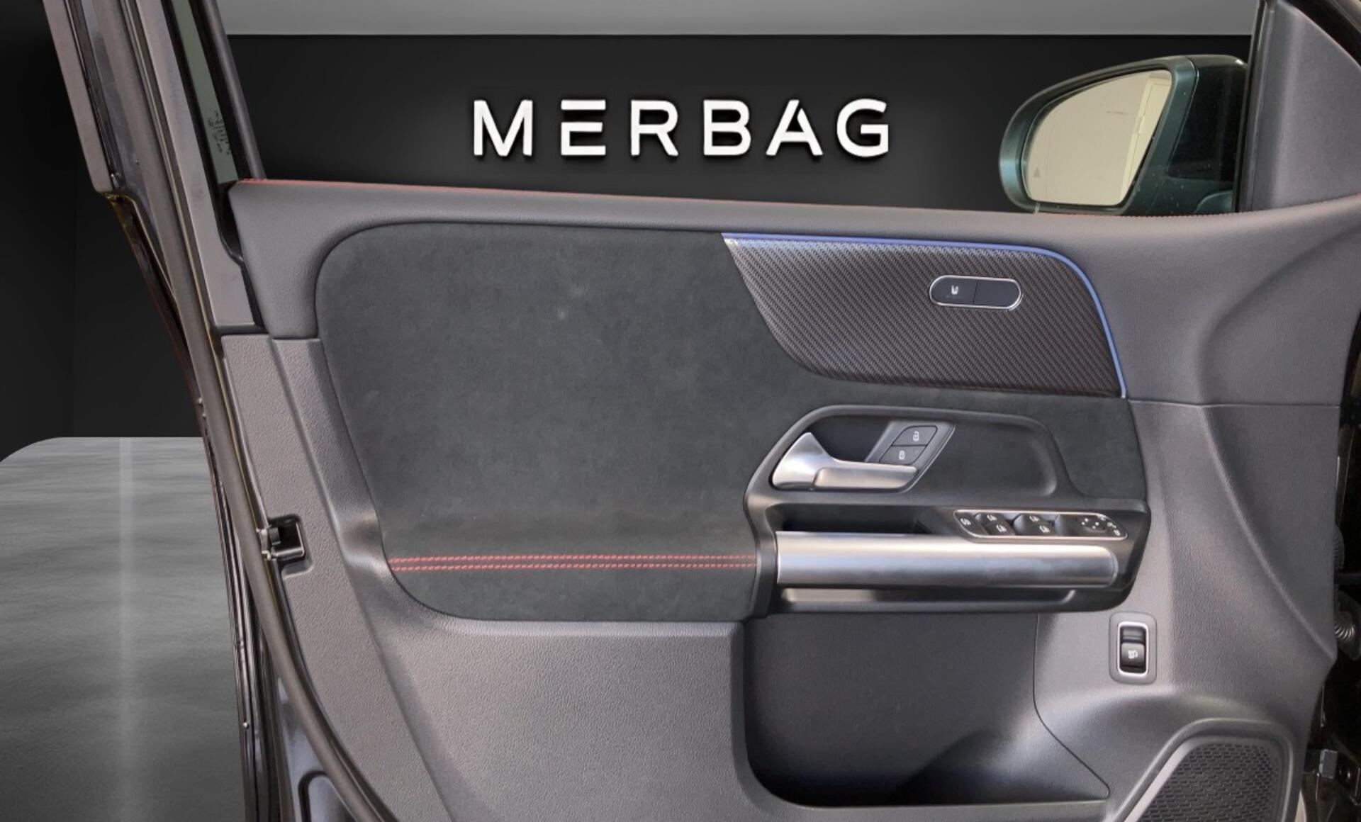 Mercedes-Benz - B 220 4MATIC AMG Line