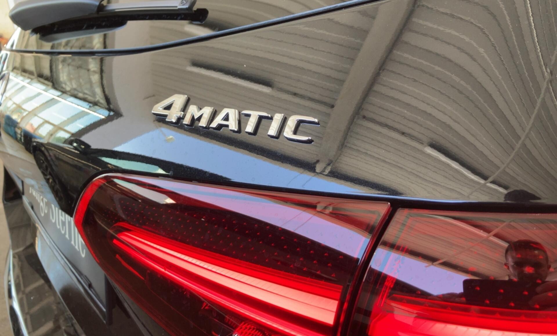 Mercedes-Benz - B 220 4MATIC AMG Line