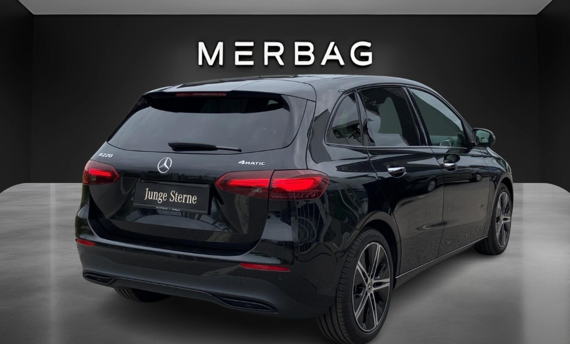 Mercedes-Benz - B 220 4MATIC