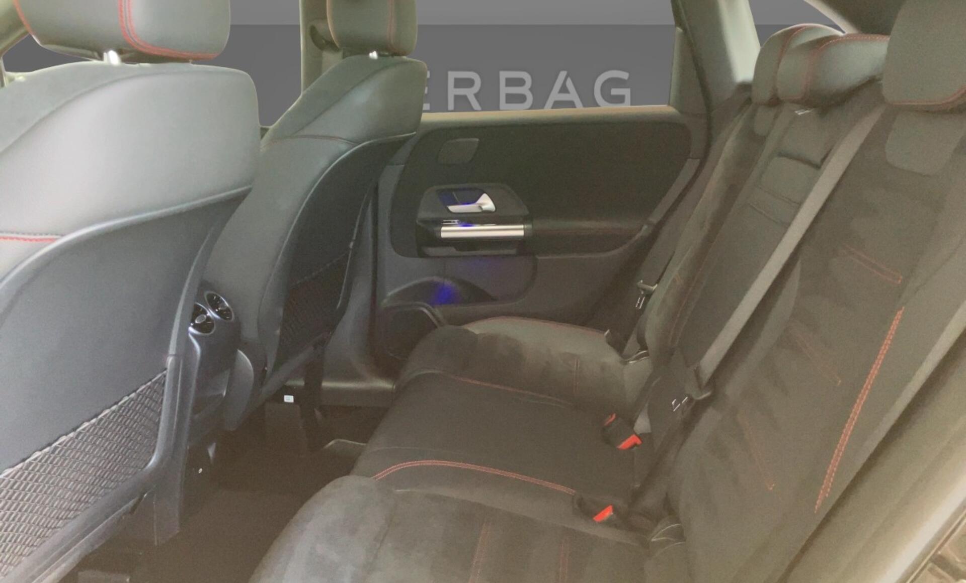 Mercedes-Benz - B 220 4MATIC Österreich-Edition