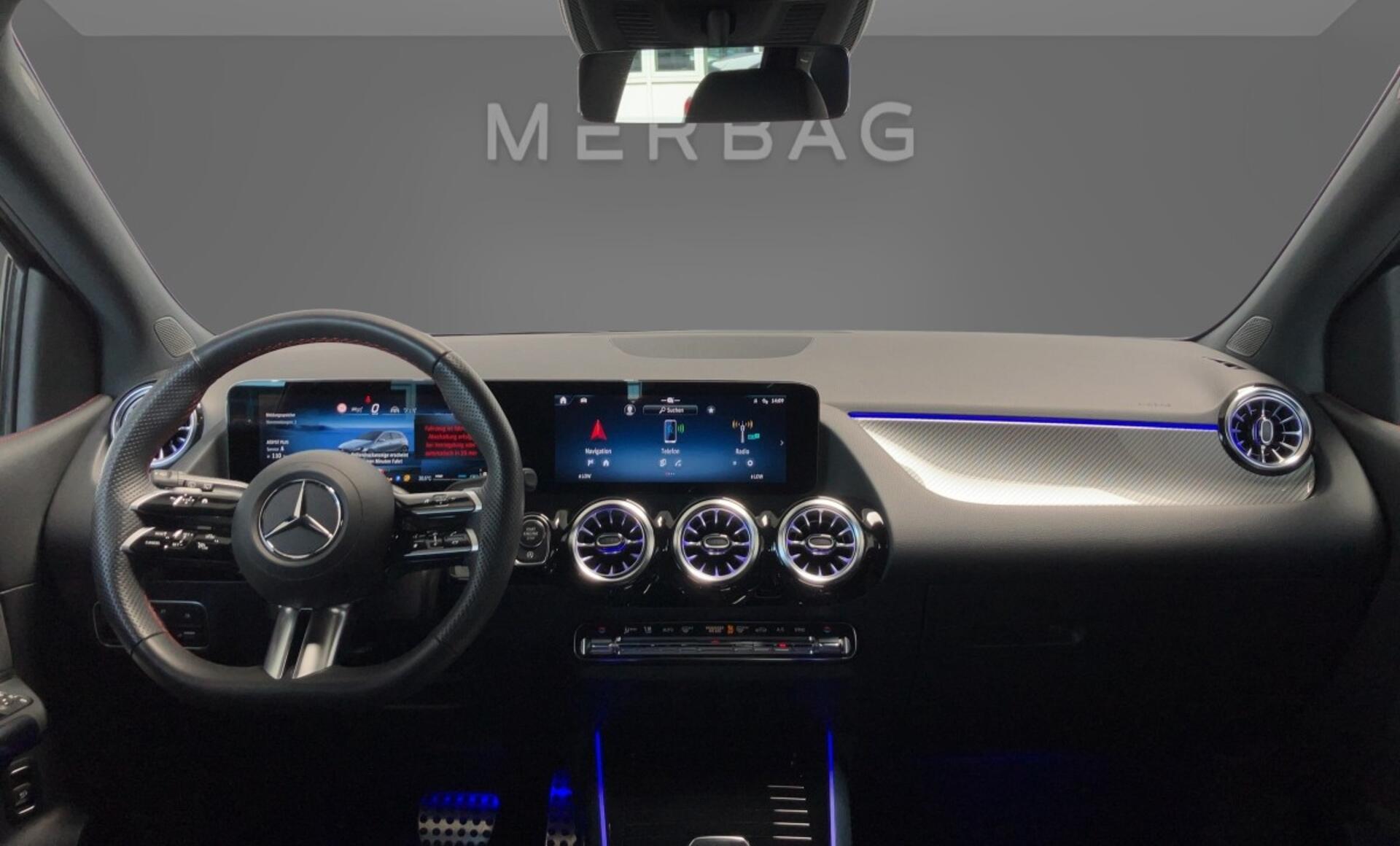 Mercedes-Benz - B 220 4MATIC Österreich-Edition