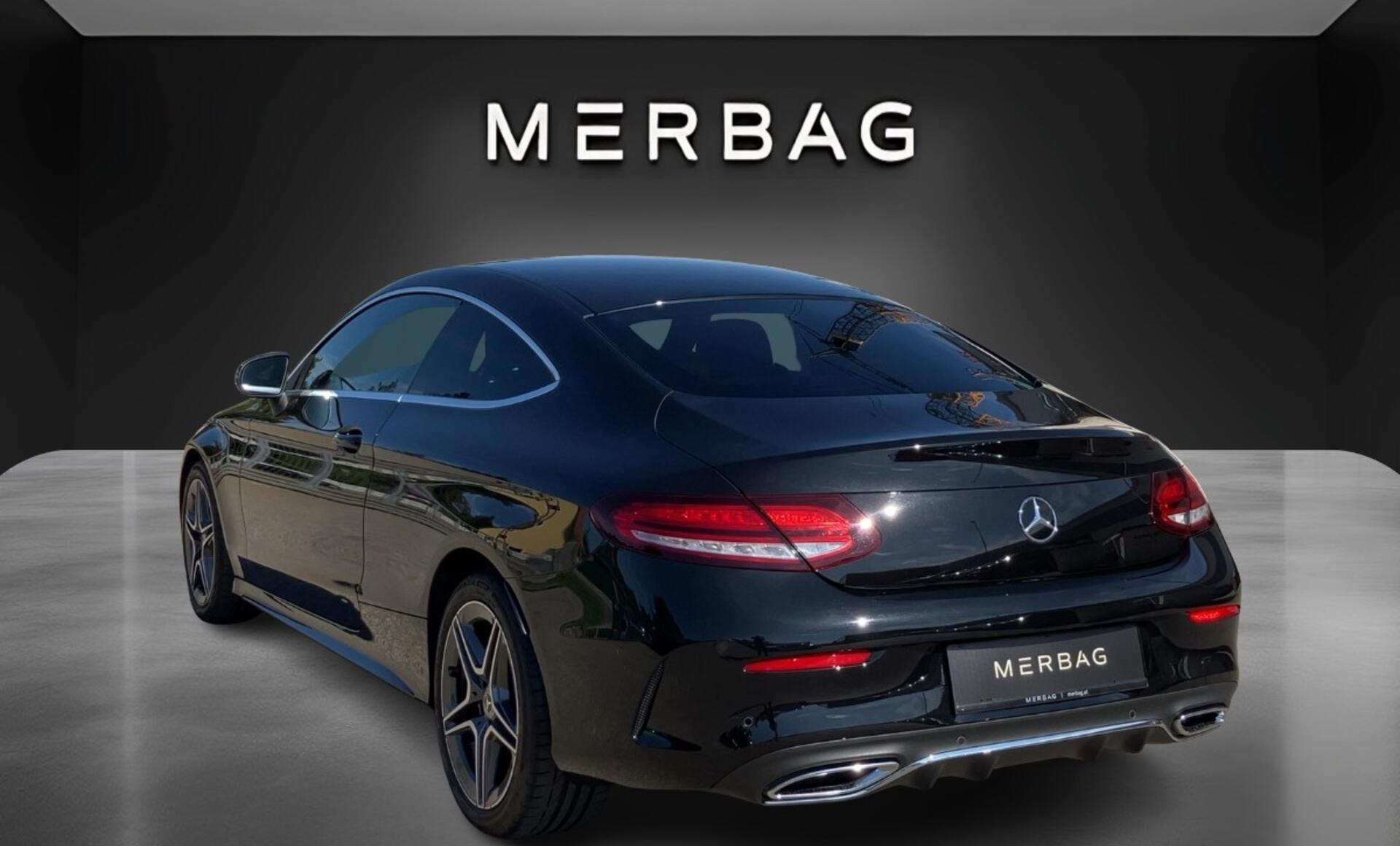 Mercedes-Benz - C 220 d Coupé AMG Line