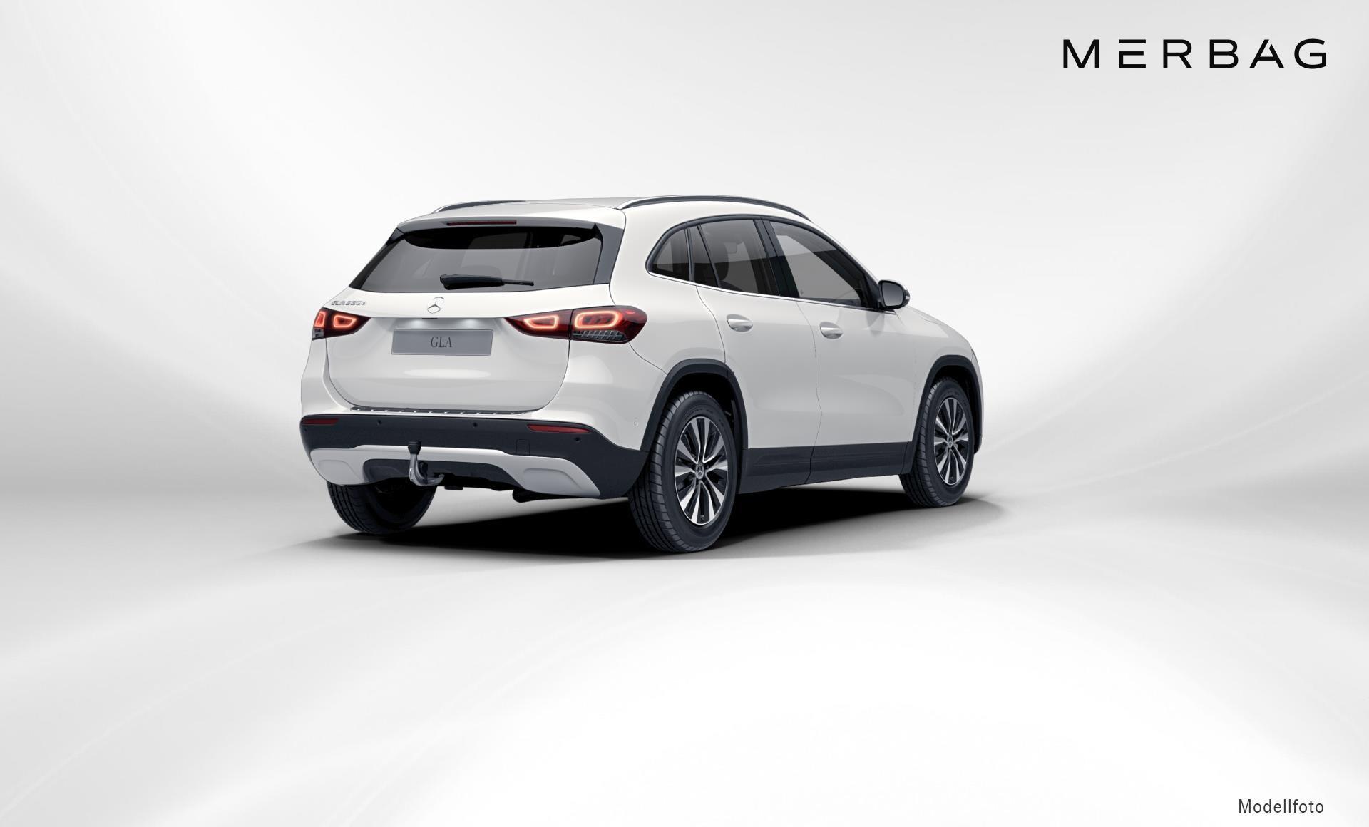 Mercedes-Benz - GLA 220 d