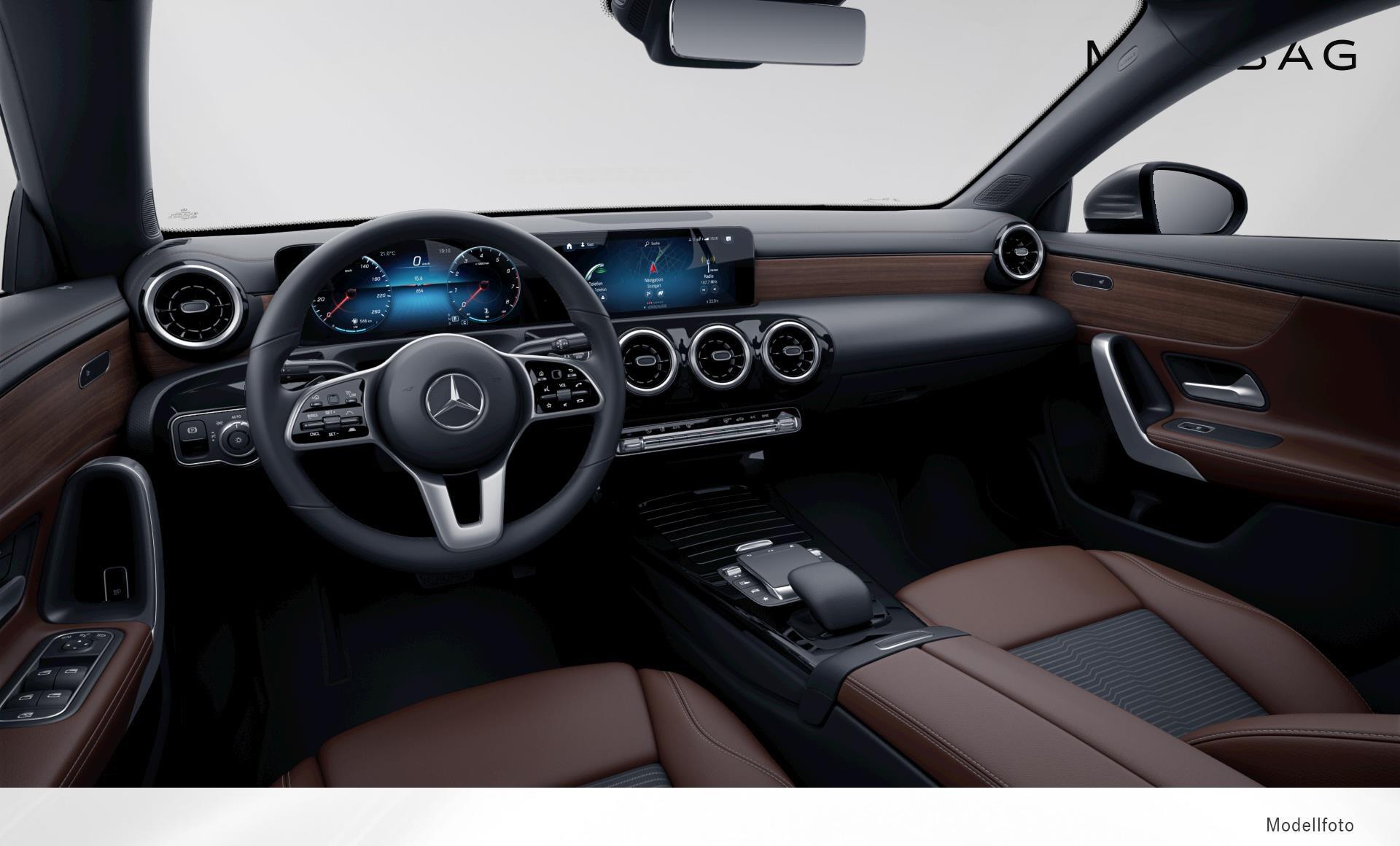 Mercedes-Benz - CLA 180 Coupé