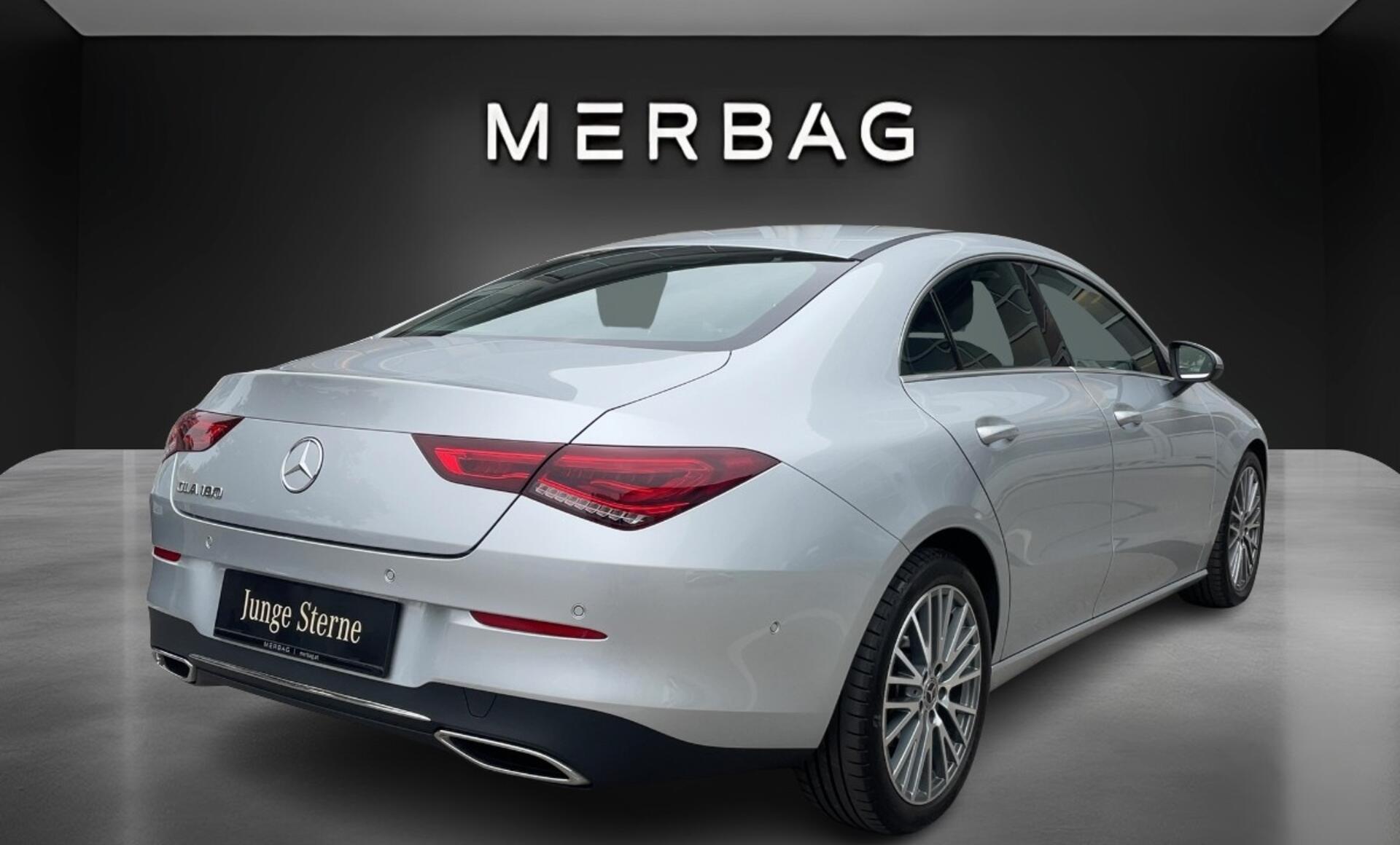 Mercedes-Benz - CLA 180 Coupé