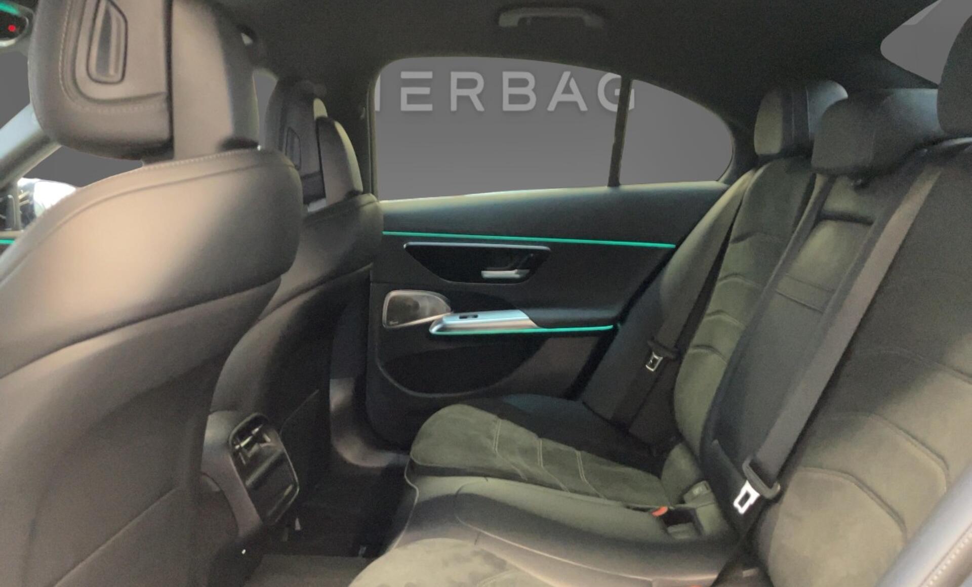 Mercedes-Benz - E 220 d Limousine AMG Line