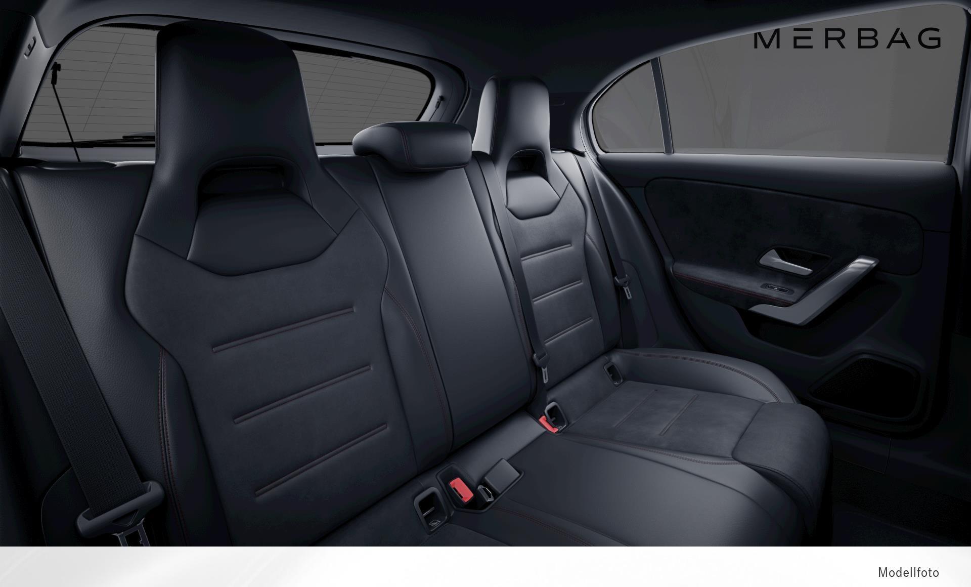 Mercedes-Benz - A 180 d AMG Line