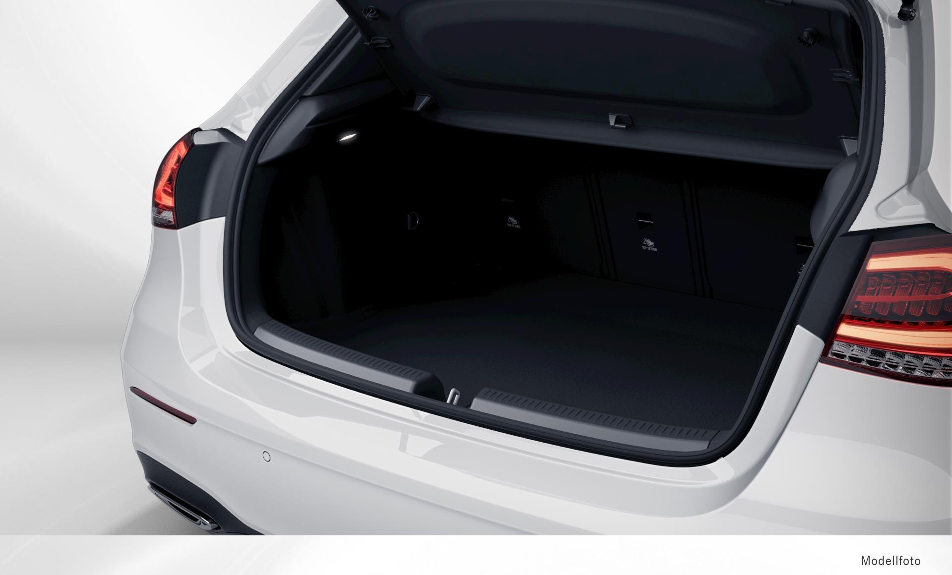 Mercedes-Benz - A 180 d AMG Line