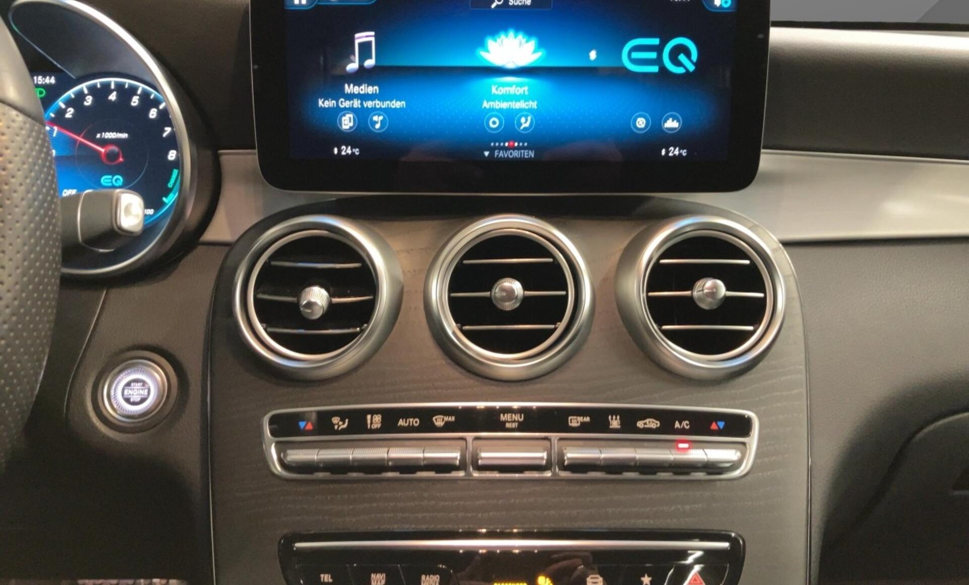 Mercedes-Benz - GLC 300 e 4MATIC