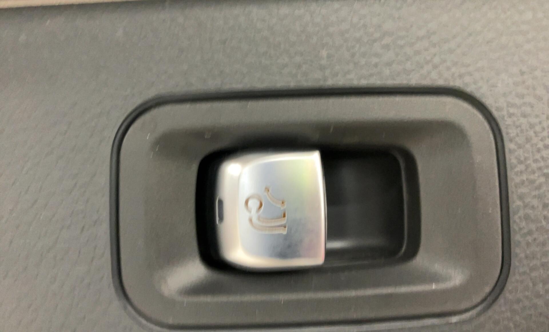 Mercedes-Benz - GLC 300 e 4MATIC