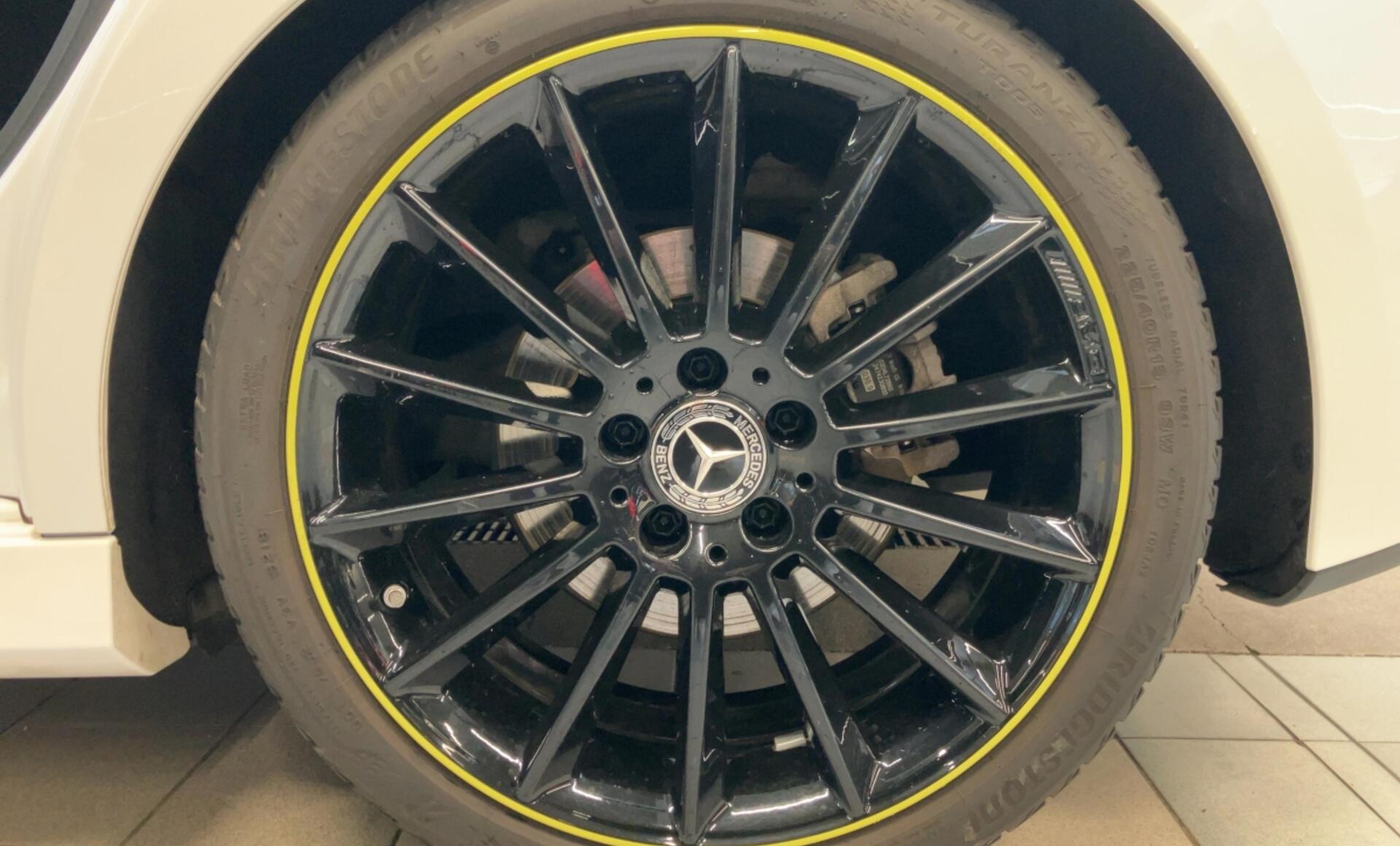 Mercedes-Benz - A 220 d