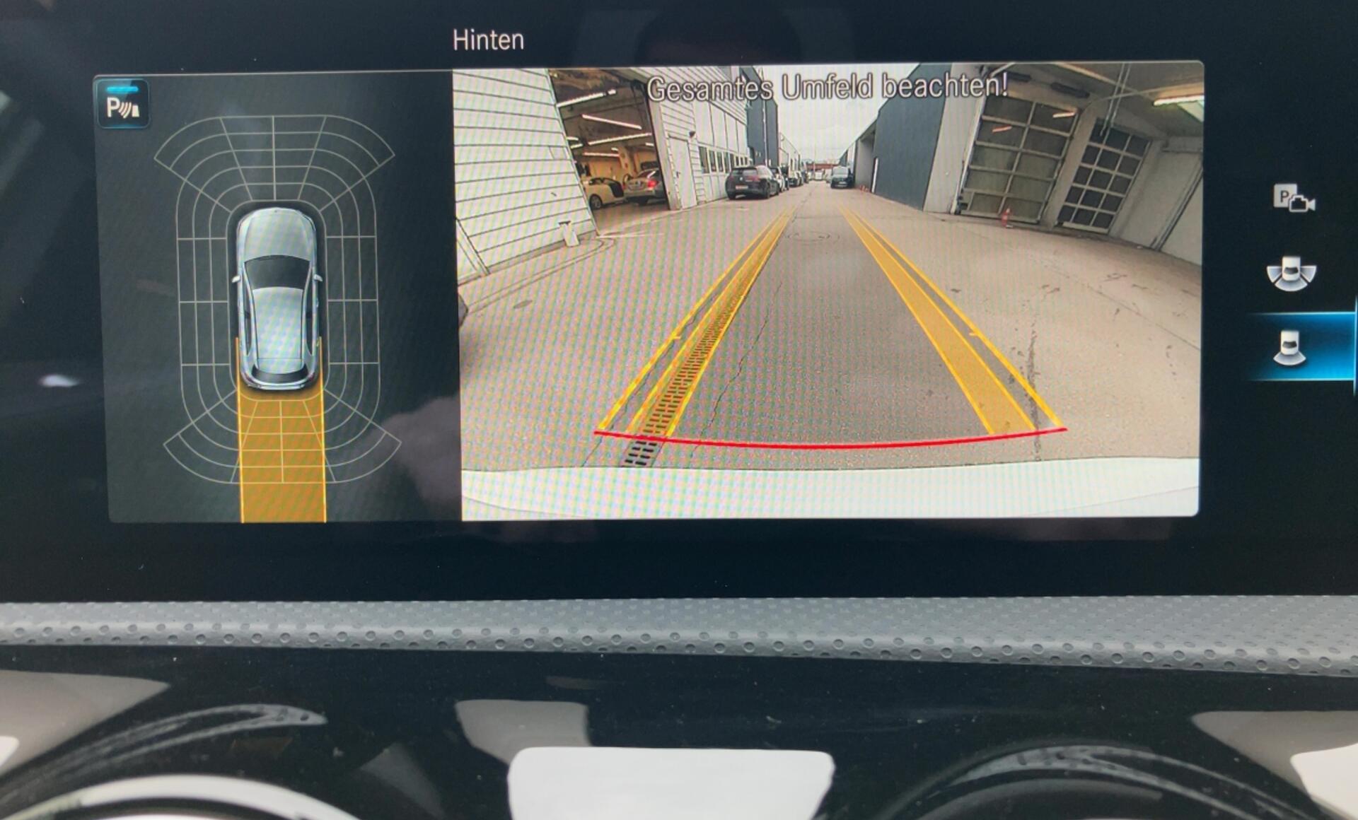 Mercedes-Benz - A 220 d