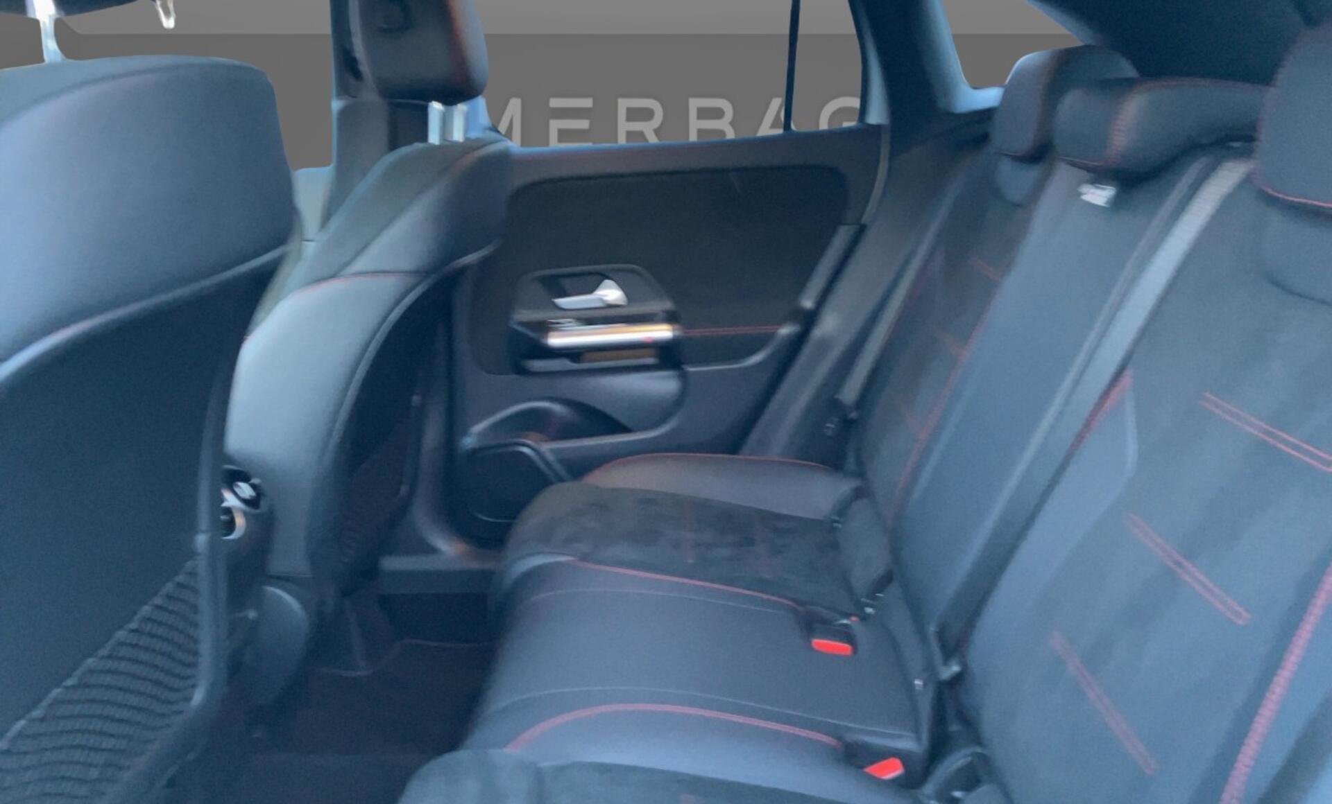 Mercedes-Benz - GLA 250e AMG Line