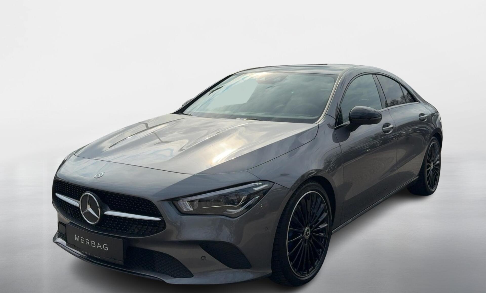 Mercedes-Benz - CLA 220 4MATIC Coupé