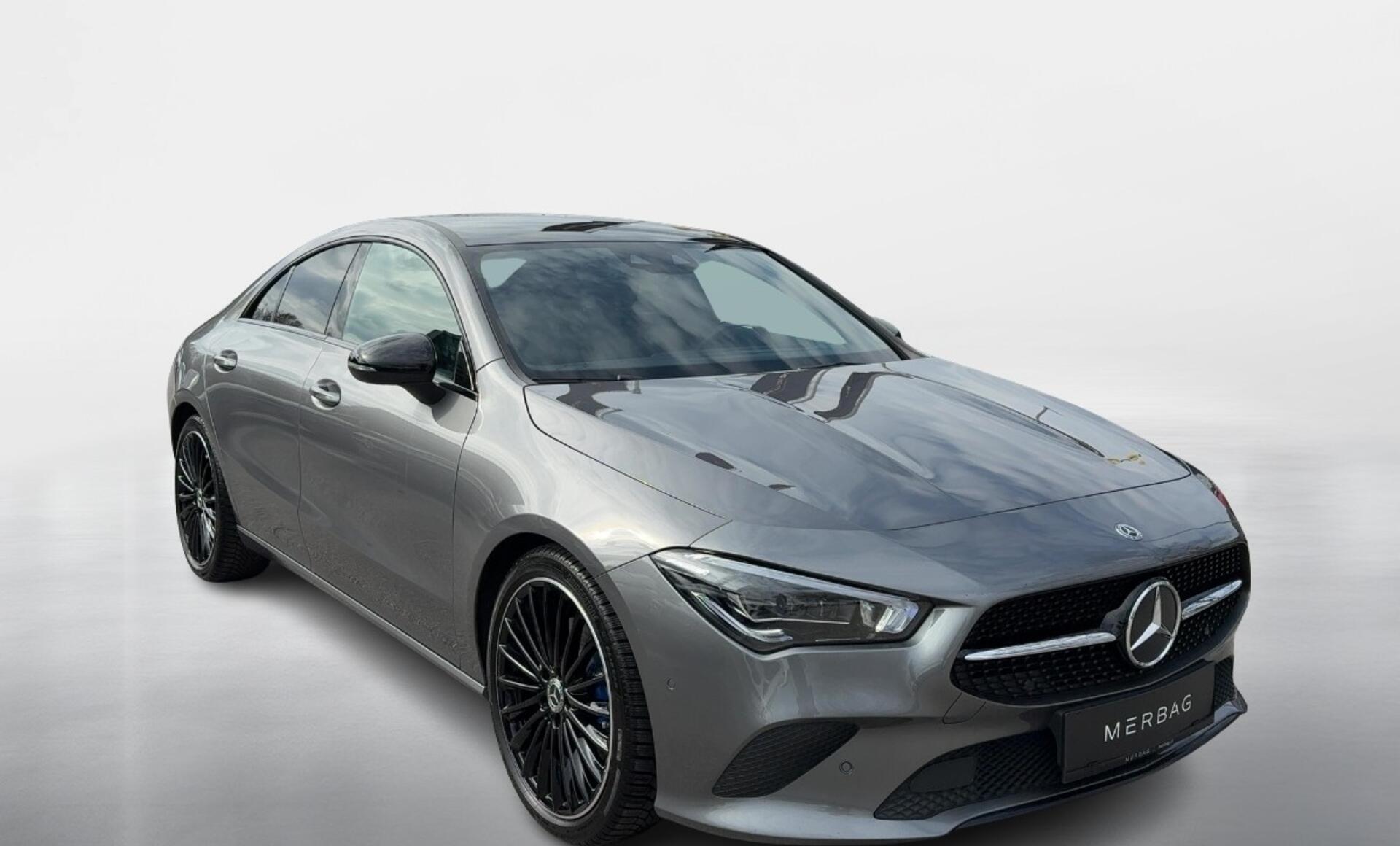 Mercedes-Benz - CLA 220 4MATIC Coupé