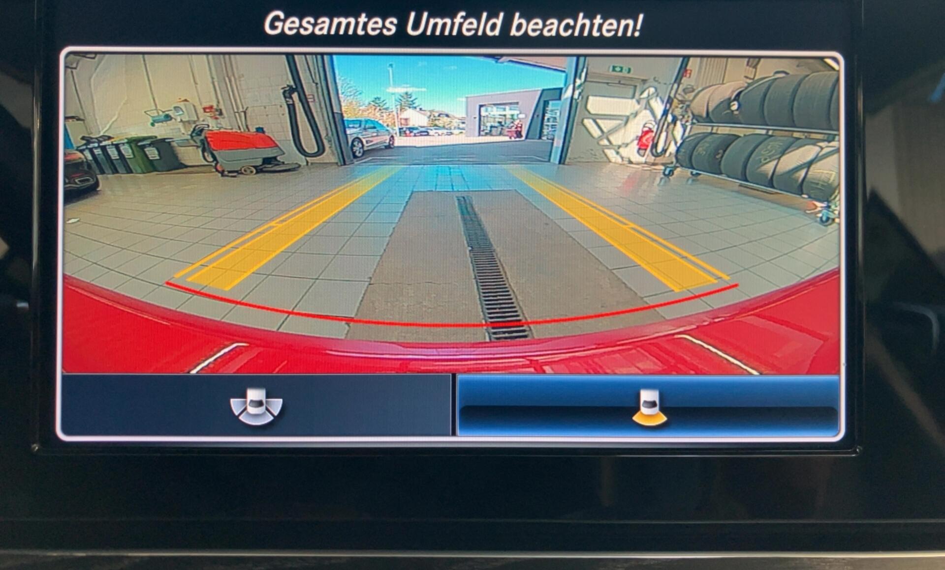 Mercedes-Benz - E 220 d 4MATIC Coupé