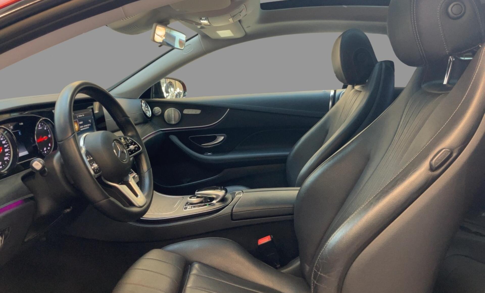 Mercedes-Benz - E 220 d 4MATIC Coupé