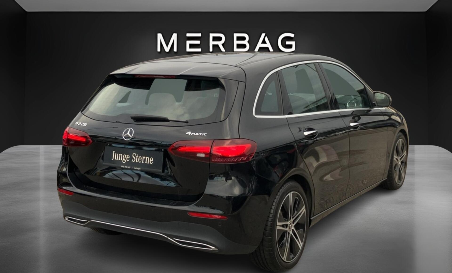 Mercedes-Benz - B 220 4MATIC