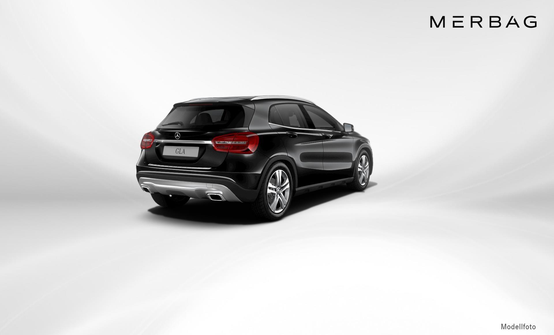 Mercedes-Benz - GLA 180 d