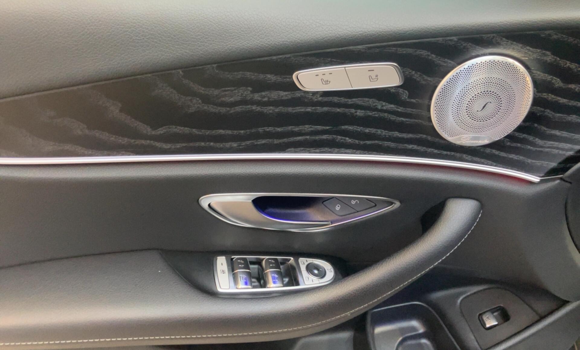 Mercedes-Benz - E 220 d T-Modell Austria Edition