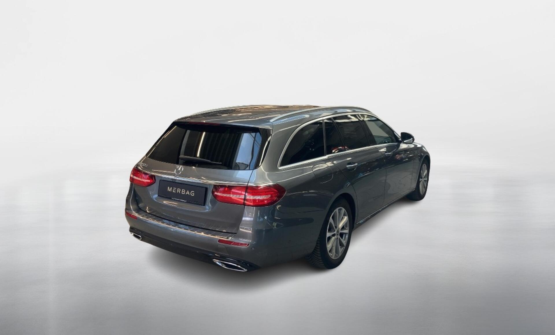 Mercedes-Benz - E 220 d T-Modell Austria Edition