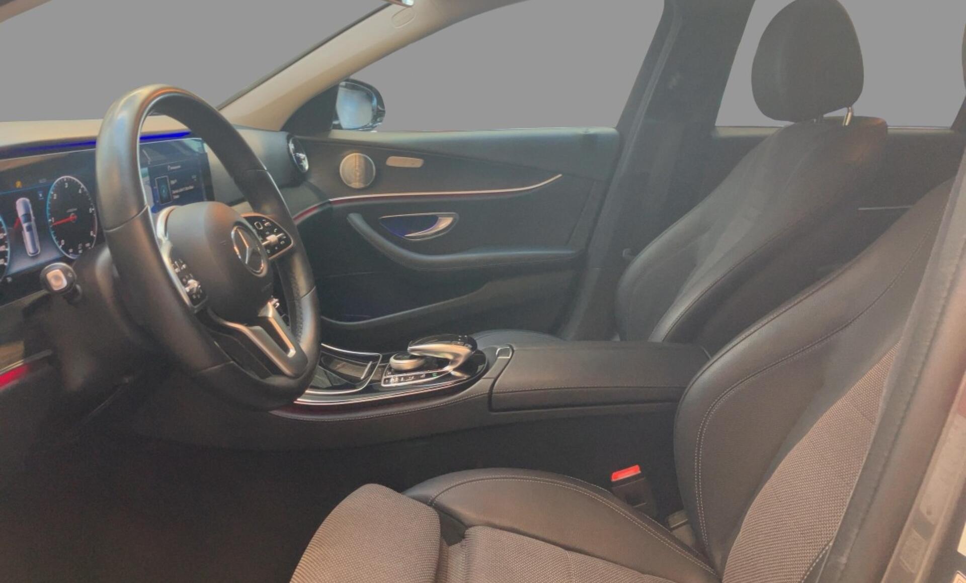 Mercedes-Benz - E 220 d T-Modell Austria Edition