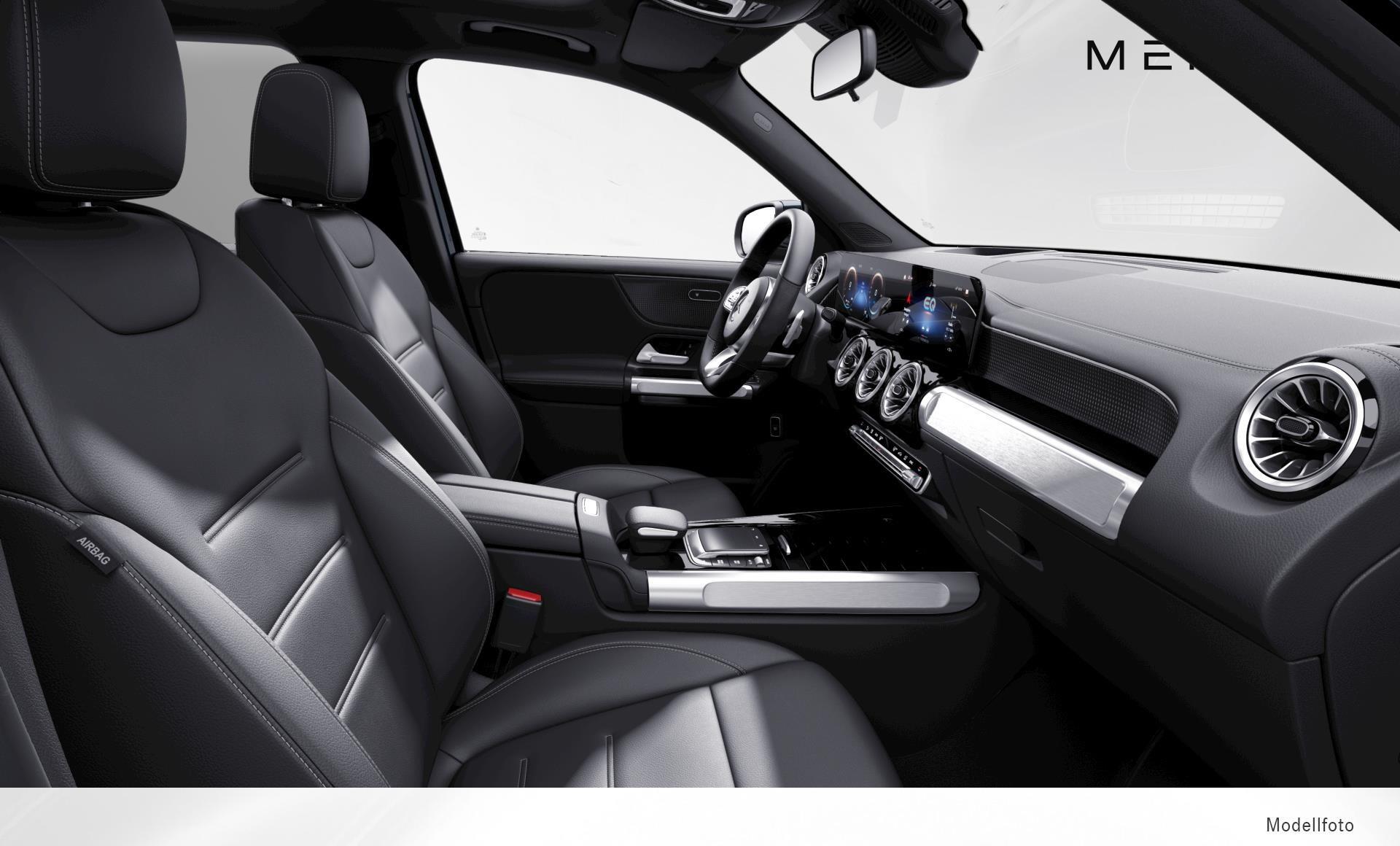 Mercedes-Benz - EQB 300 4MATIC