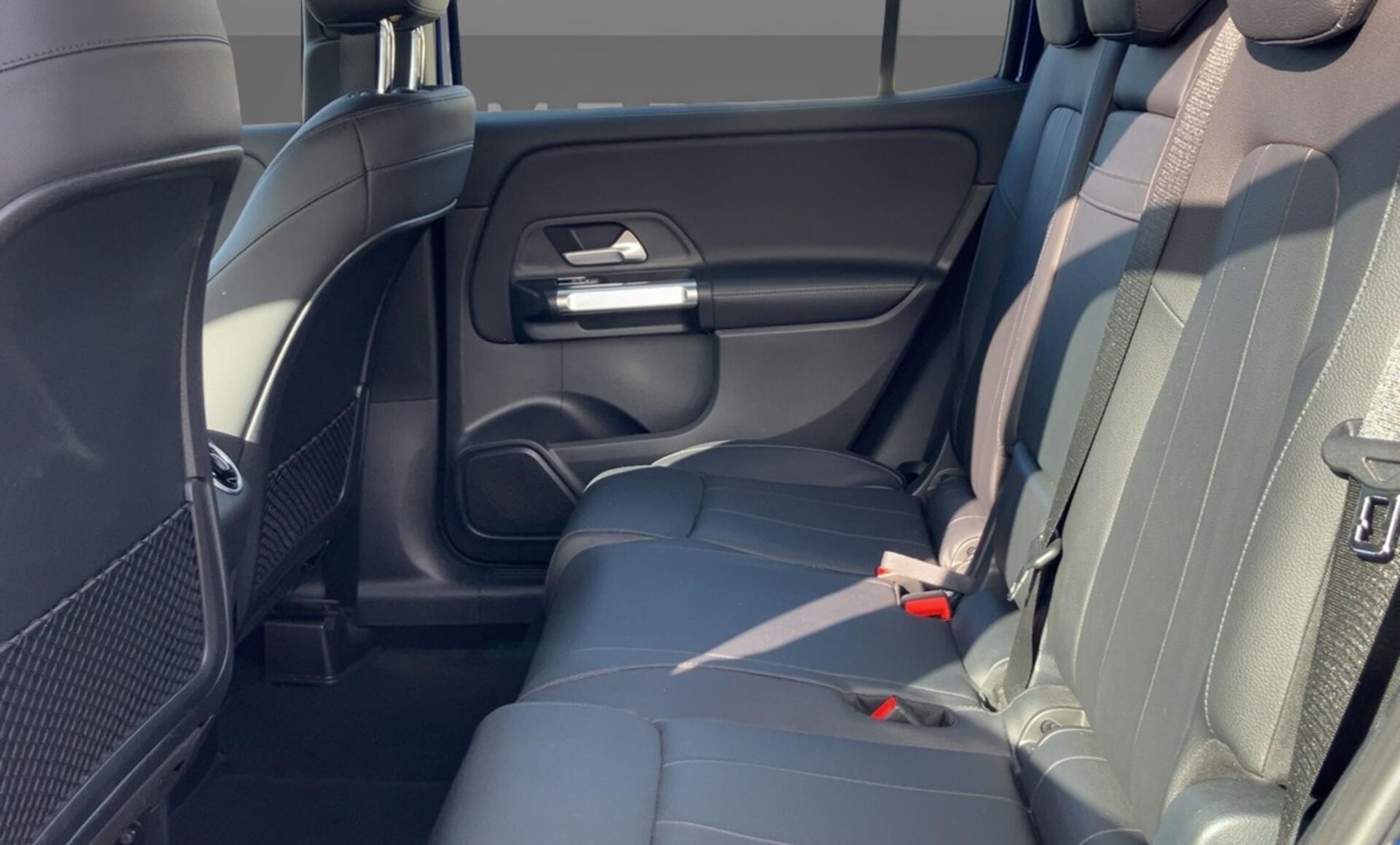 Mercedes-Benz - GLB 200 d