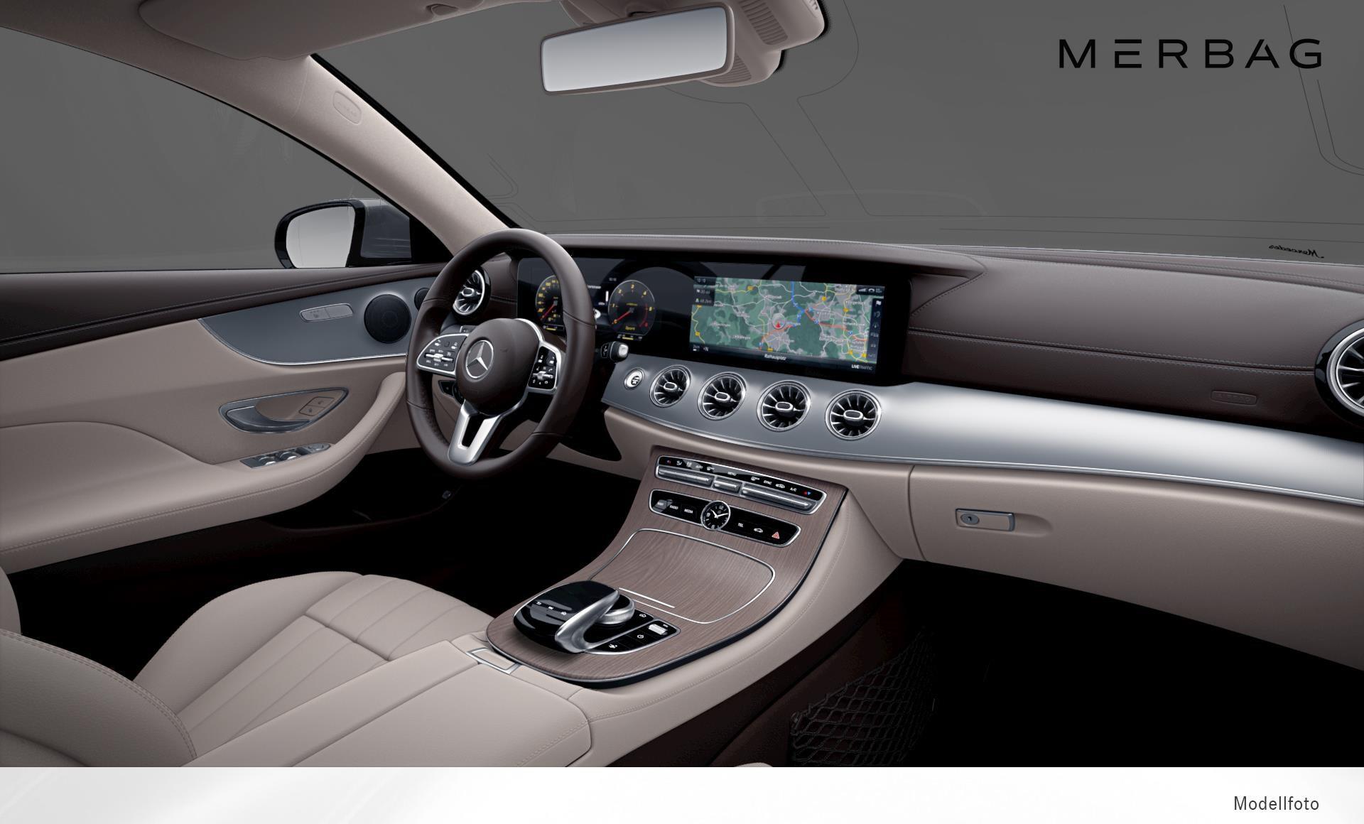 Mercedes-Benz - E 220 d 4MATIC Coupé