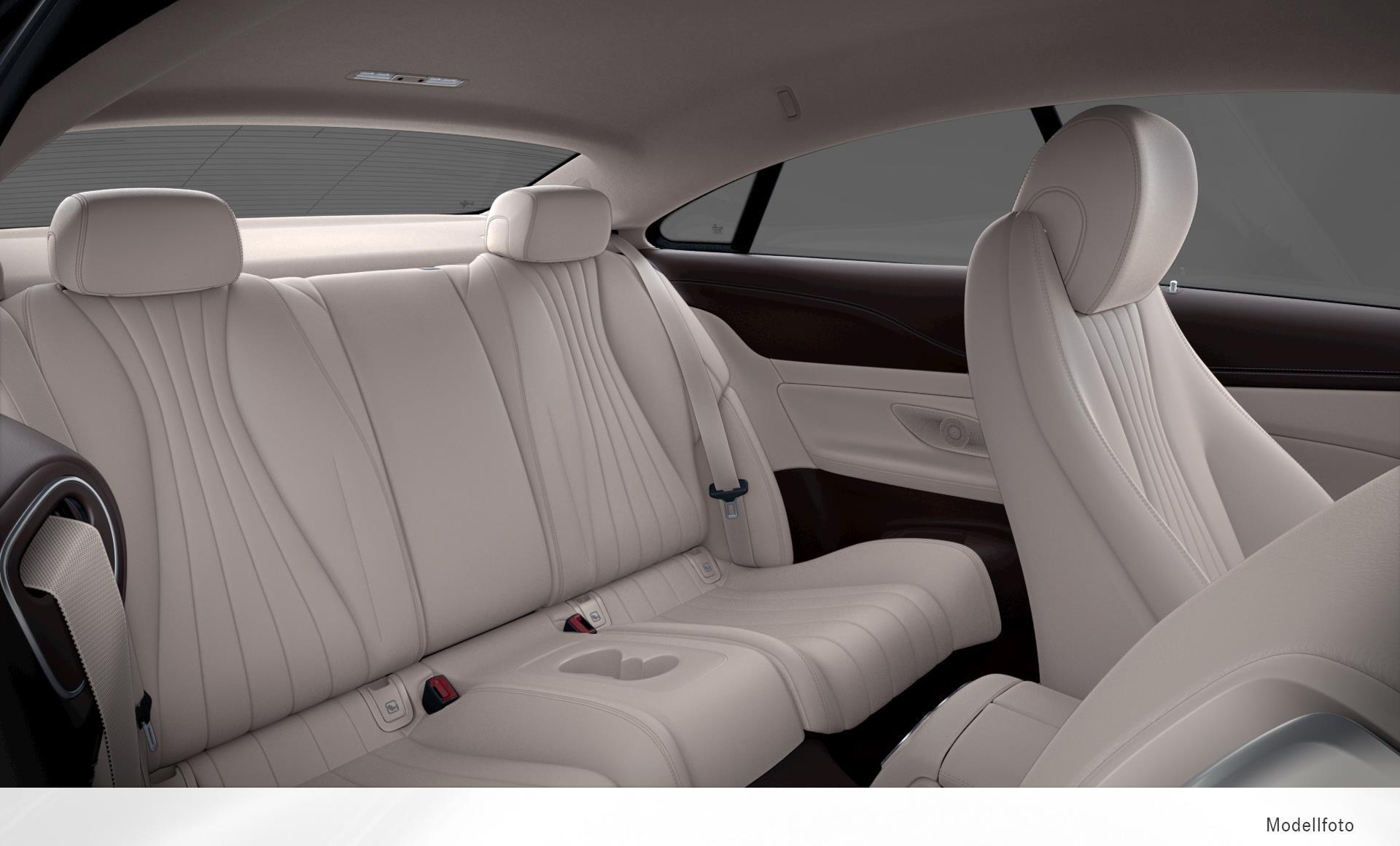 Mercedes-Benz - E 220 d 4MATIC Coupé