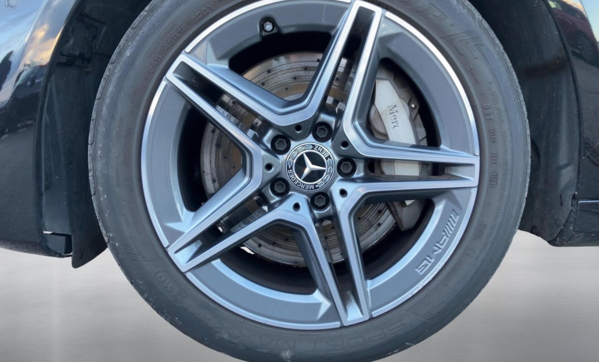 Mercedes-Benz - E 300 de T-Modell