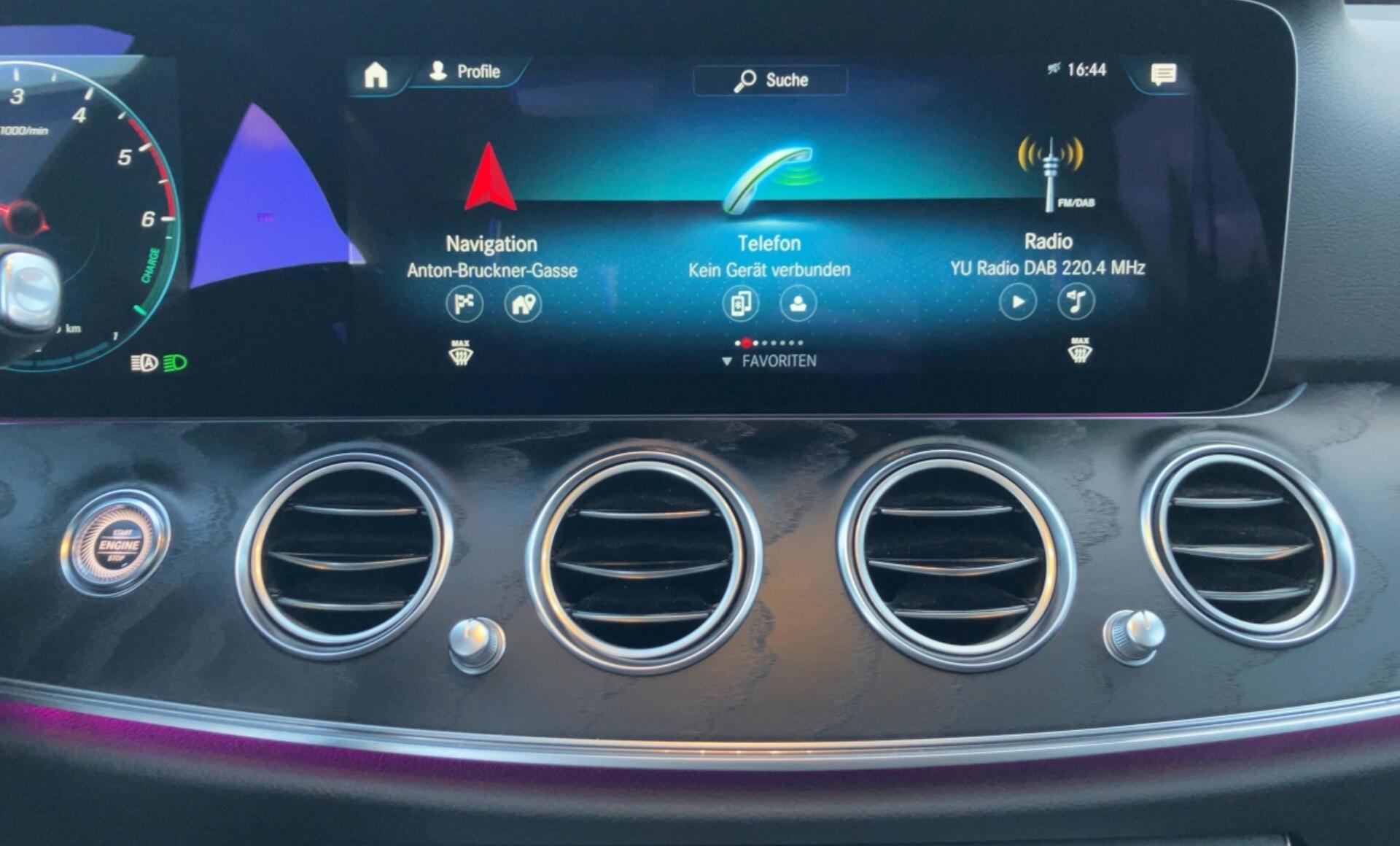 Mercedes-Benz - E 300 de T-Modell