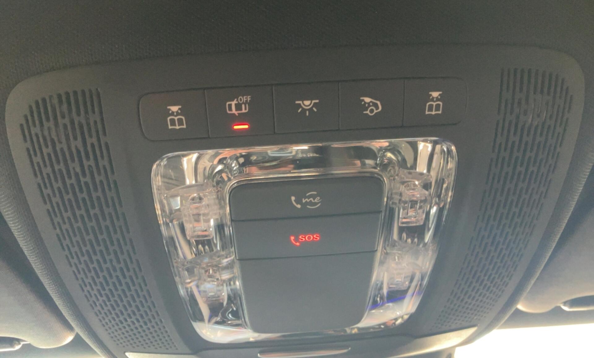 Mercedes-Benz - A 200 Kompaktlimousine AMG Line