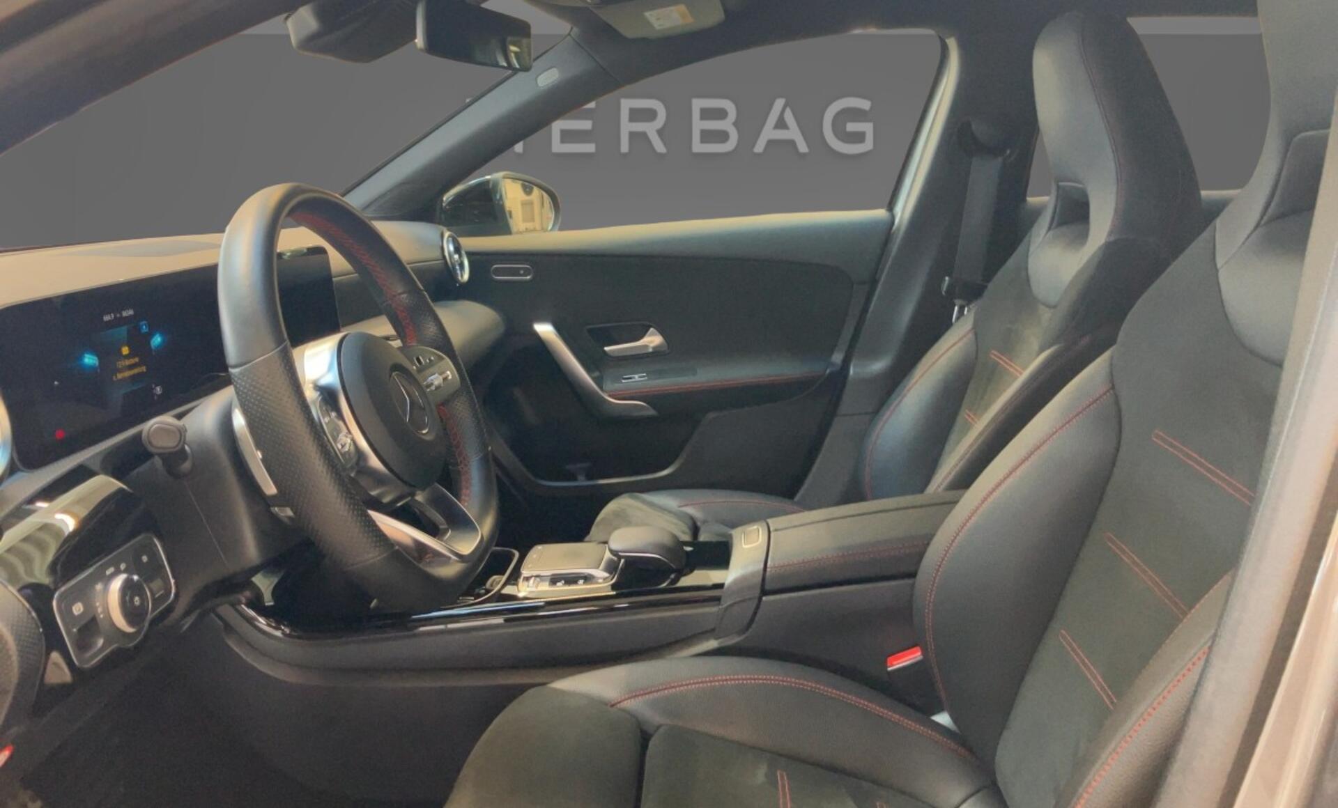 Mercedes-Benz - A 200 Kompaktlimousine AMG Line