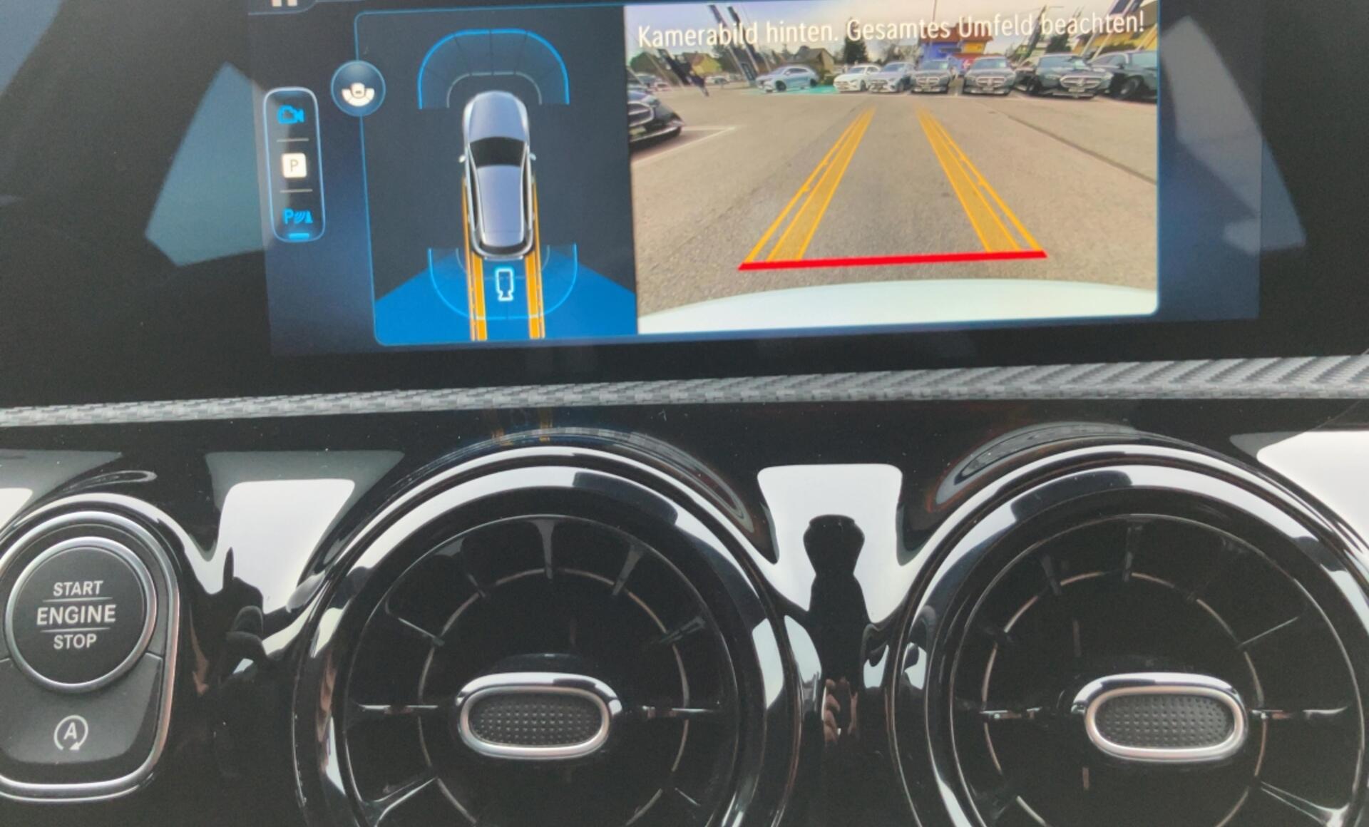 Mercedes-Benz - A 180 d Kompaktlimousine Österreich-Edition