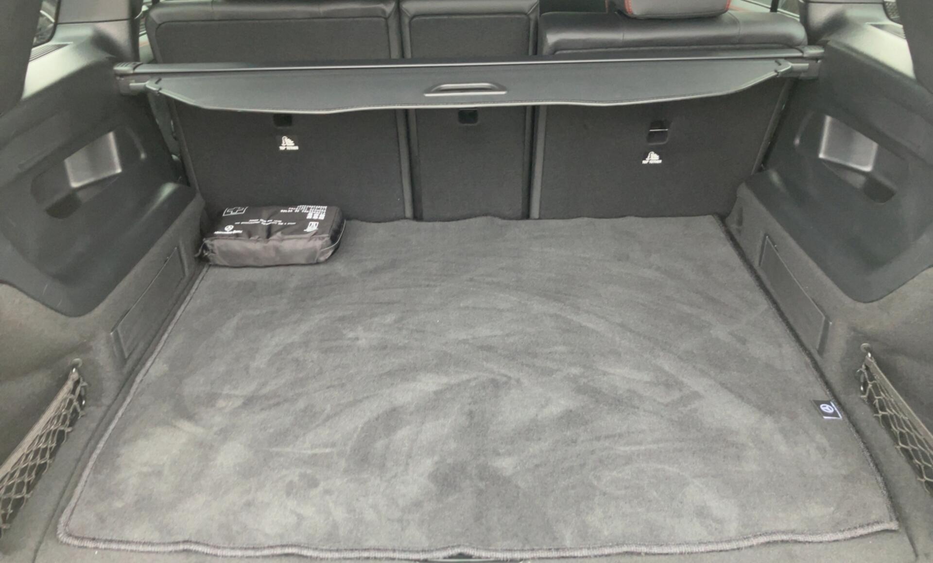 Mercedes-Benz - GLB 220 d 4MATIC AMG Line