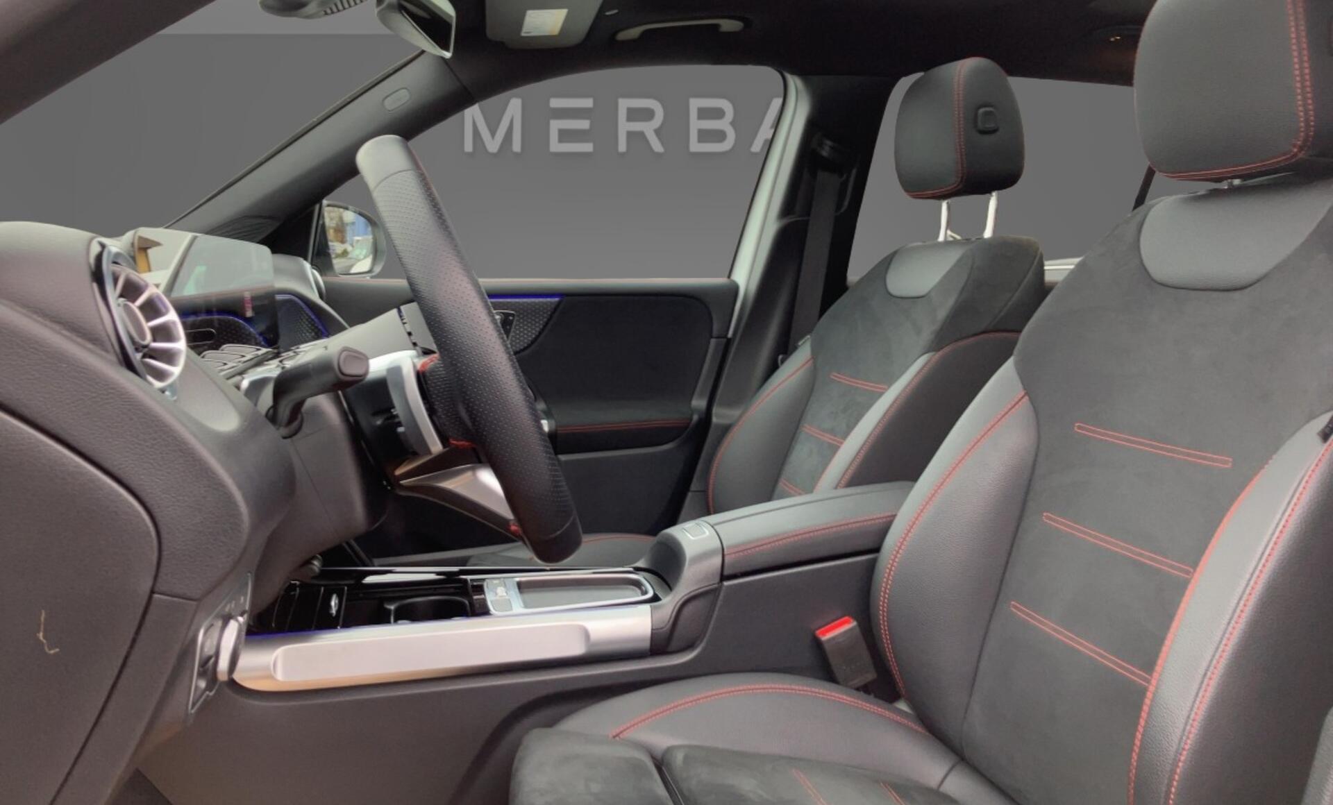 Mercedes-Benz - GLB 220 d 4MATIC AMG Line