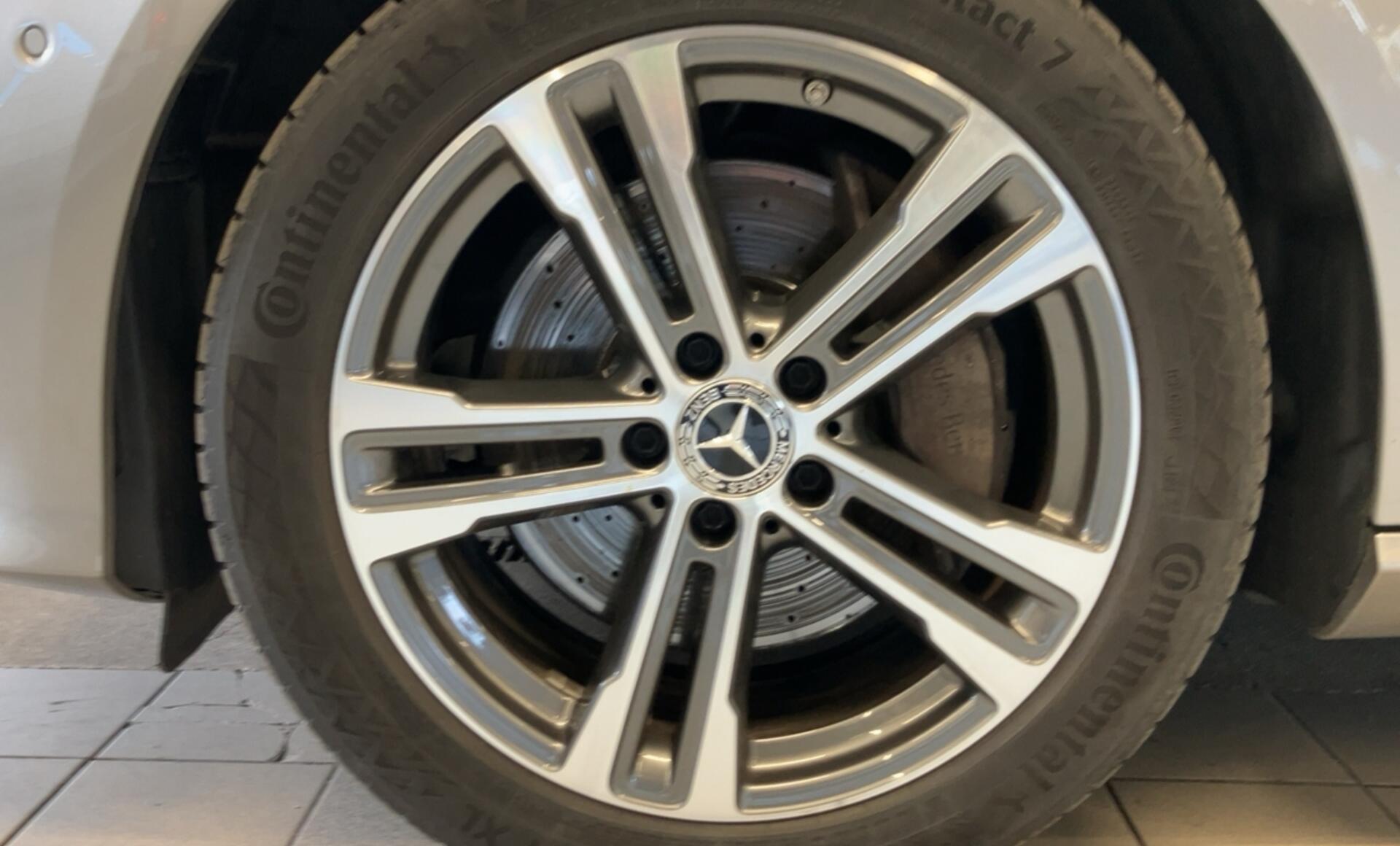 Mercedes-Benz - E 300 d 4MATIC T-Modell