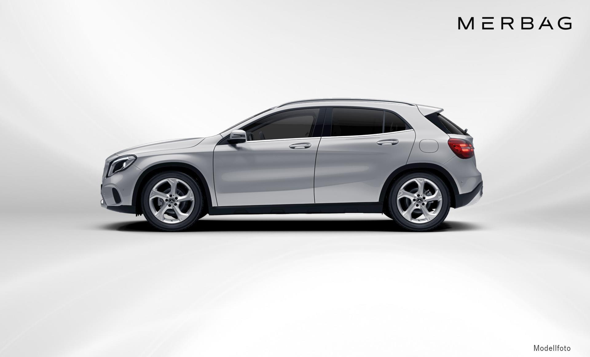 Mercedes-Benz - GLA 180