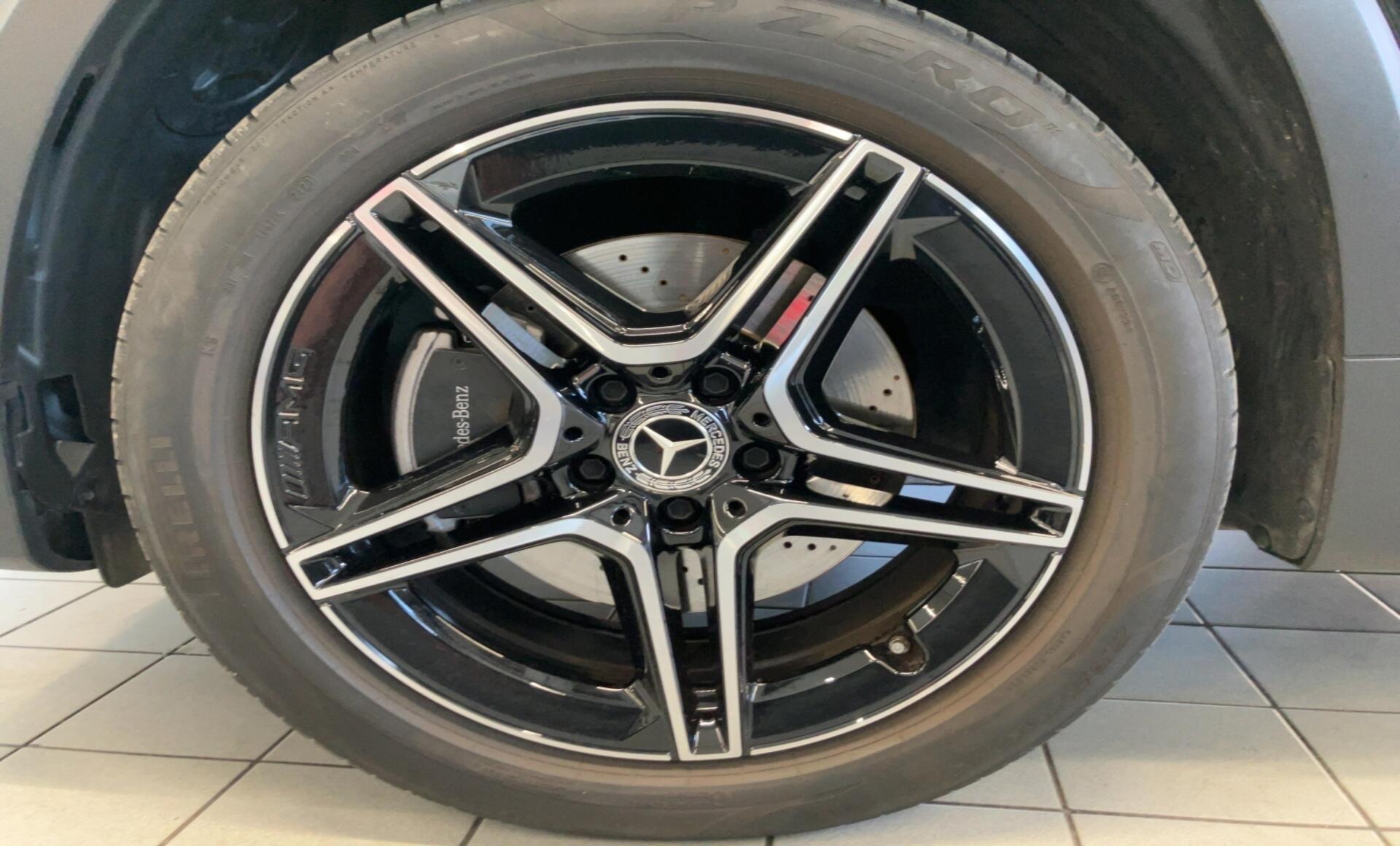 Mercedes-Benz - GLB 200 d 4MATIC