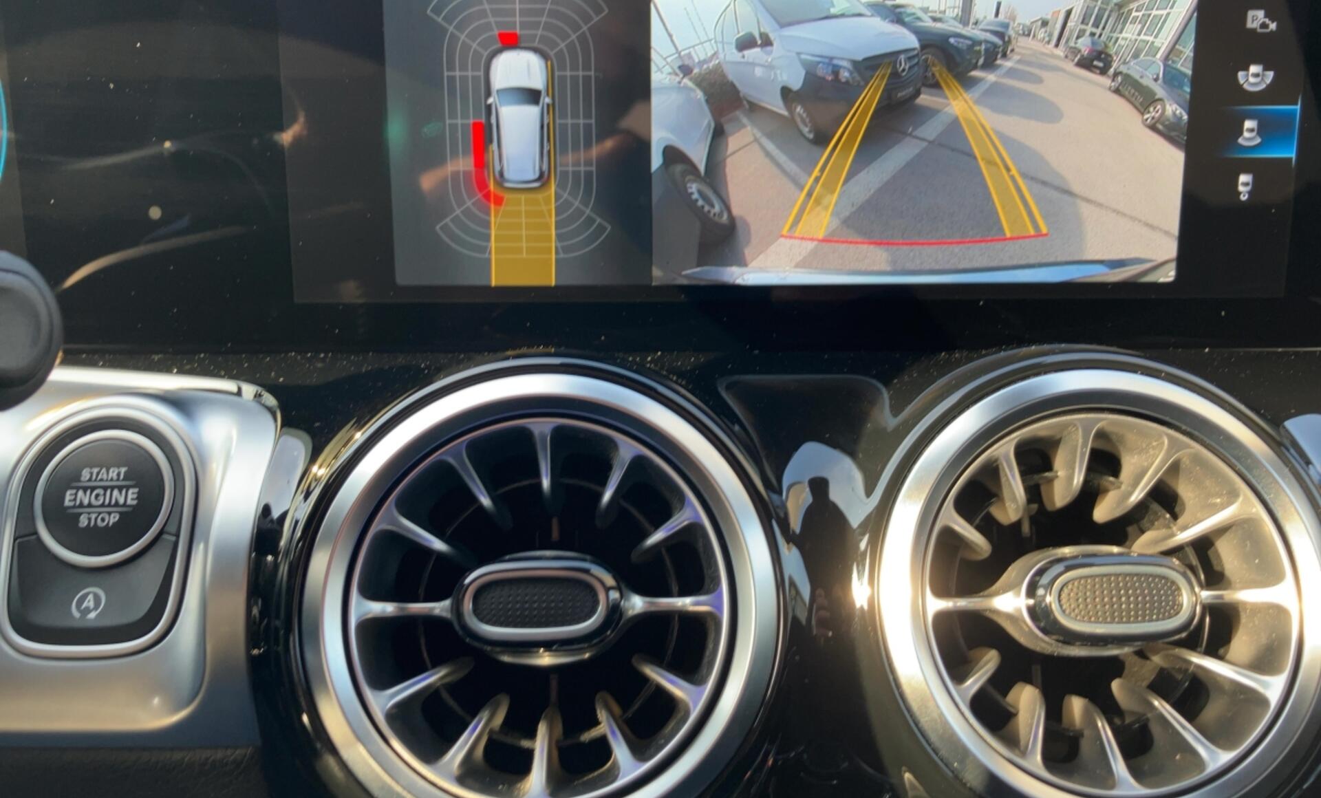 Mercedes-Benz - GLB 200 d 4MATIC