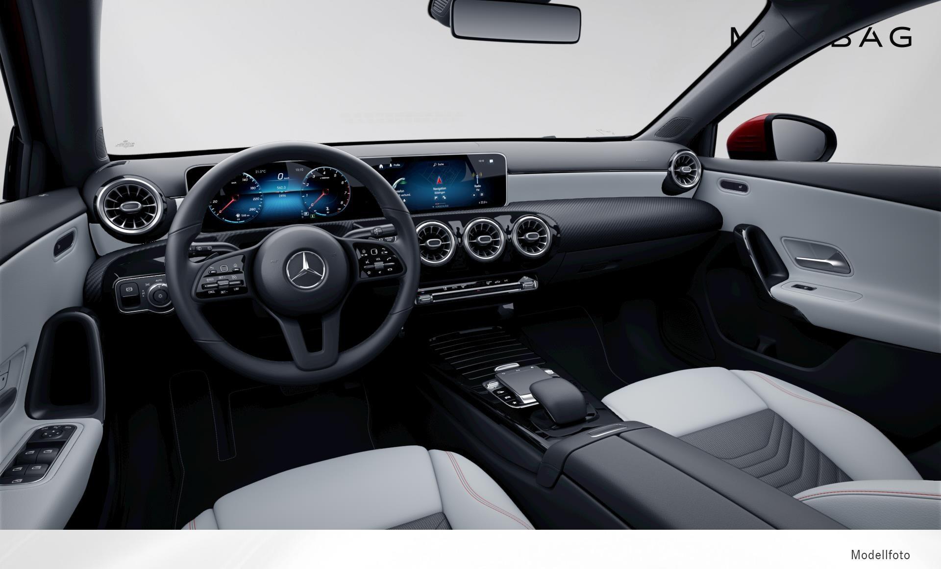 Mercedes-Benz - A 220 Kompaktlimousine