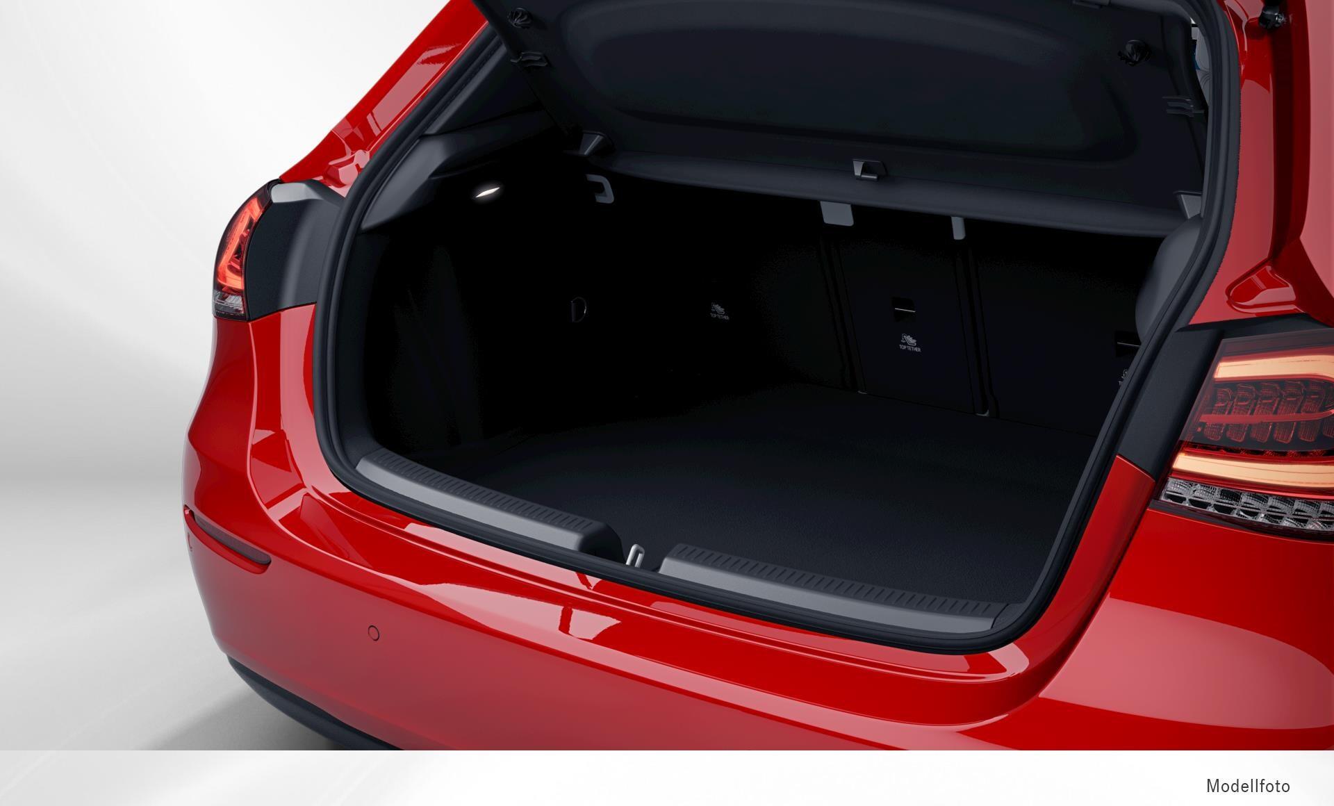 Mercedes-Benz - A 220 Kompaktlimousine