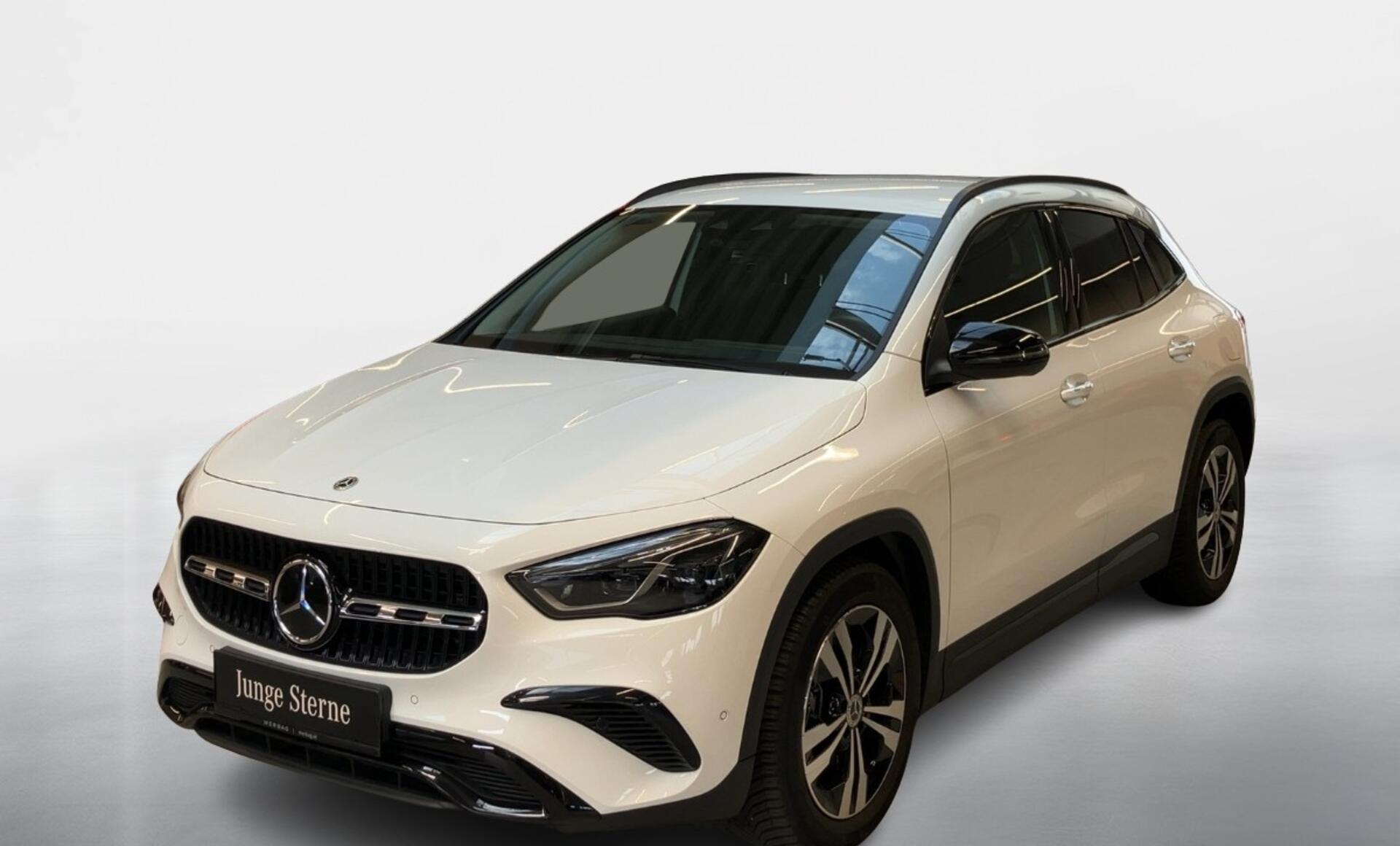 Mercedes-Benz - GLA 200