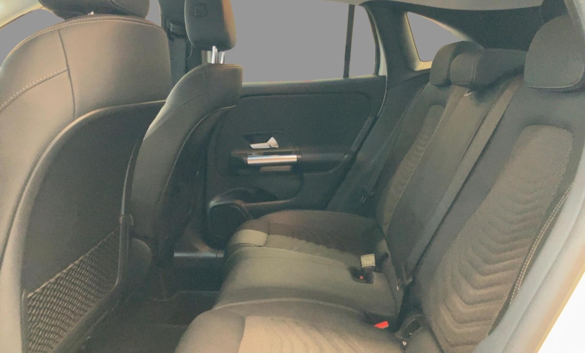 Mercedes-Benz - GLA 200