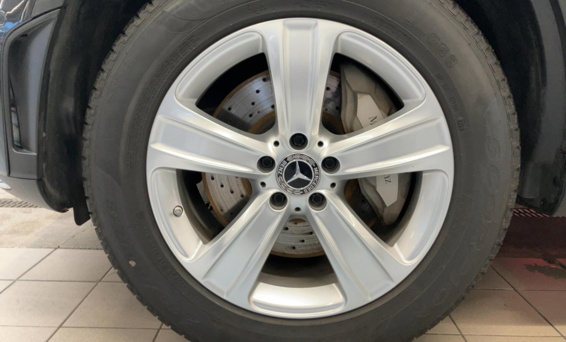 Mercedes-Benz - GLC 300 de 4MATIC