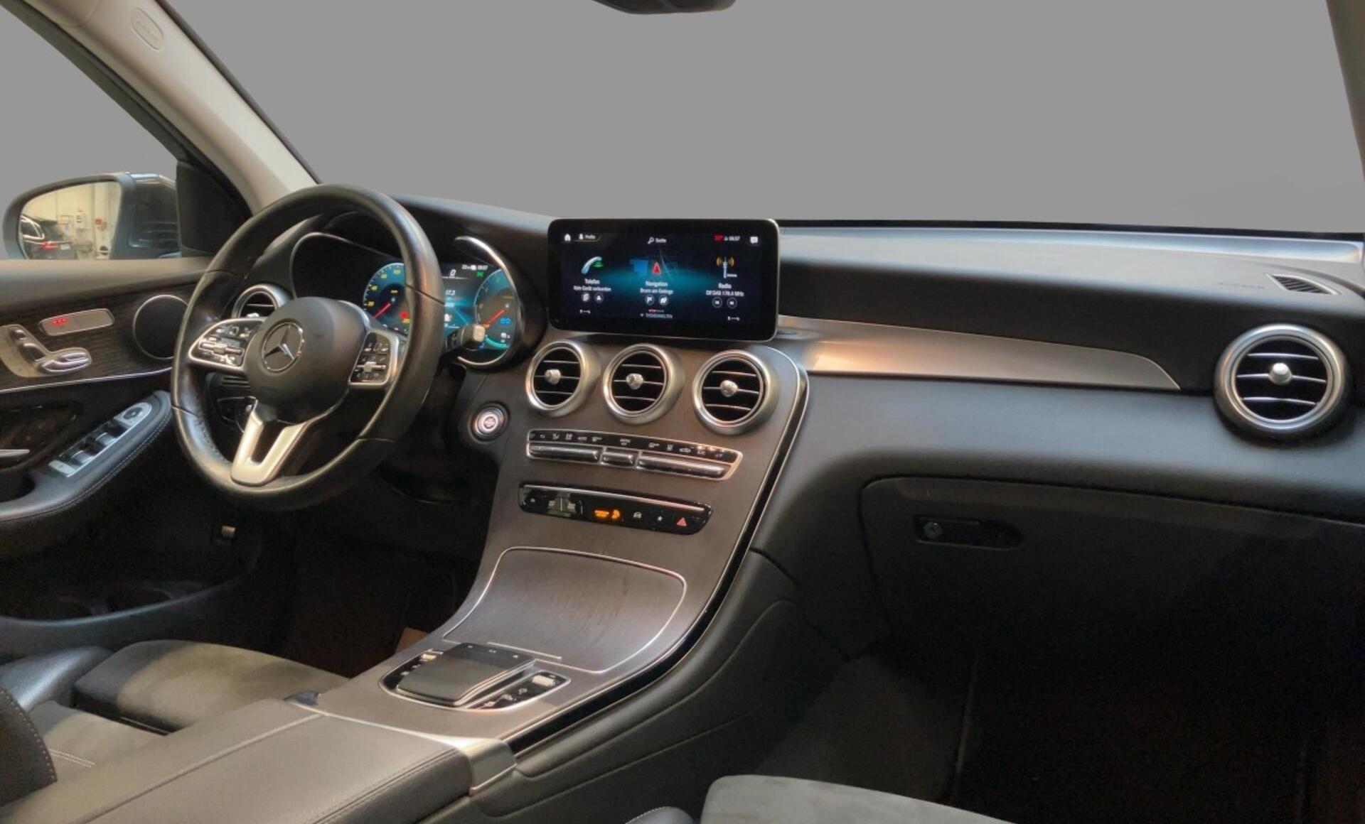 Mercedes-Benz - GLC 300 de 4MATIC