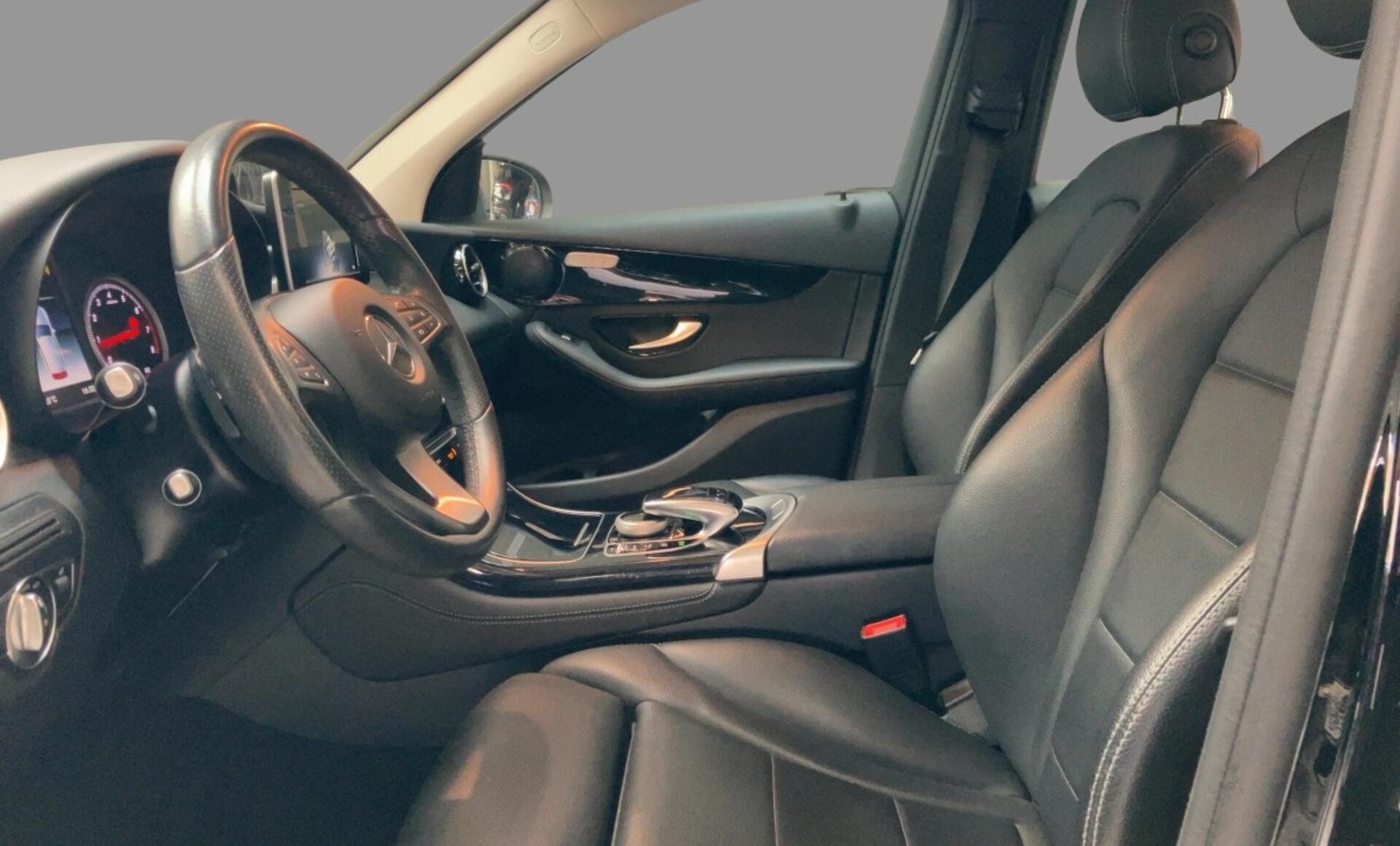 Mercedes-Benz - GLC 250 4MATIC