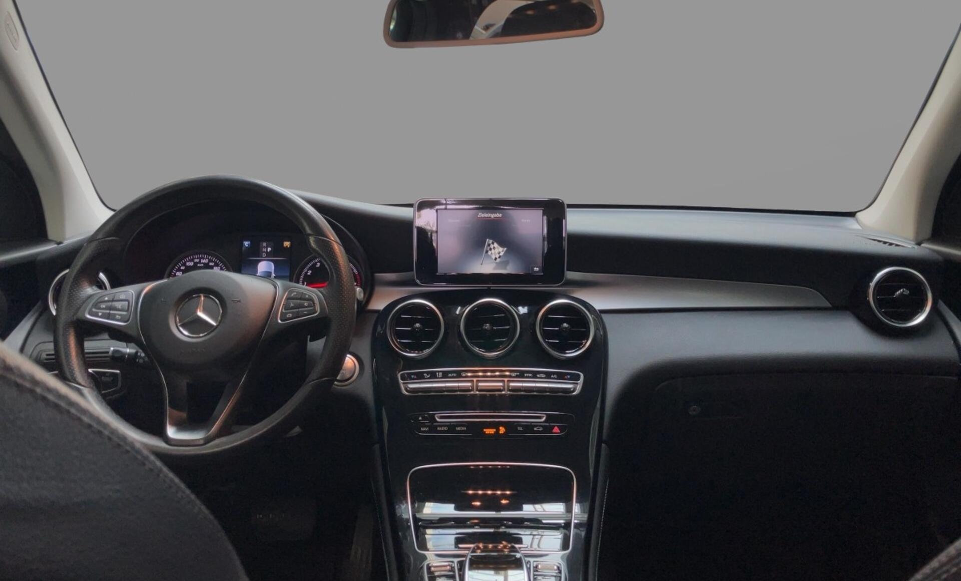 Mercedes-Benz - GLC 250 4MATIC