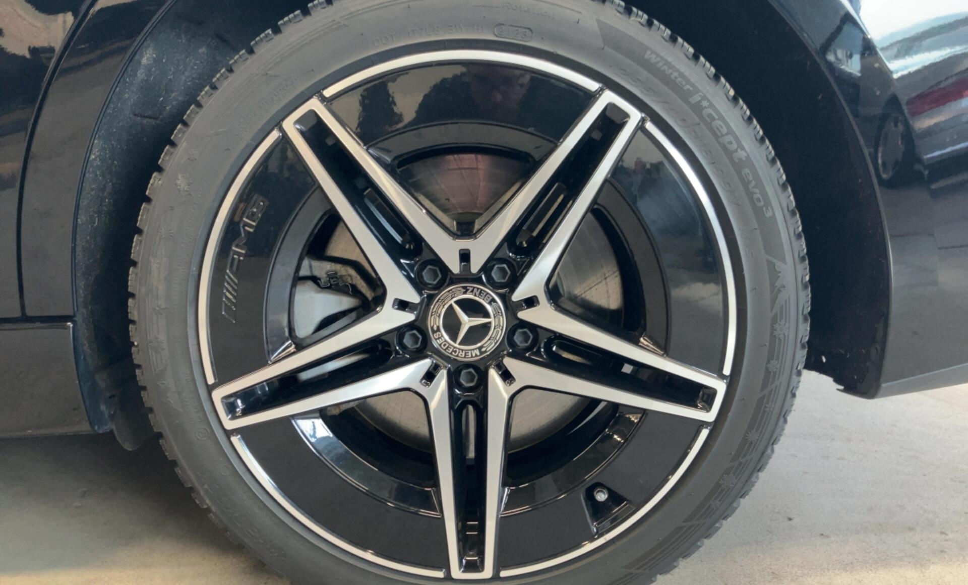 Mercedes-Benz - C 300 e T-Modell